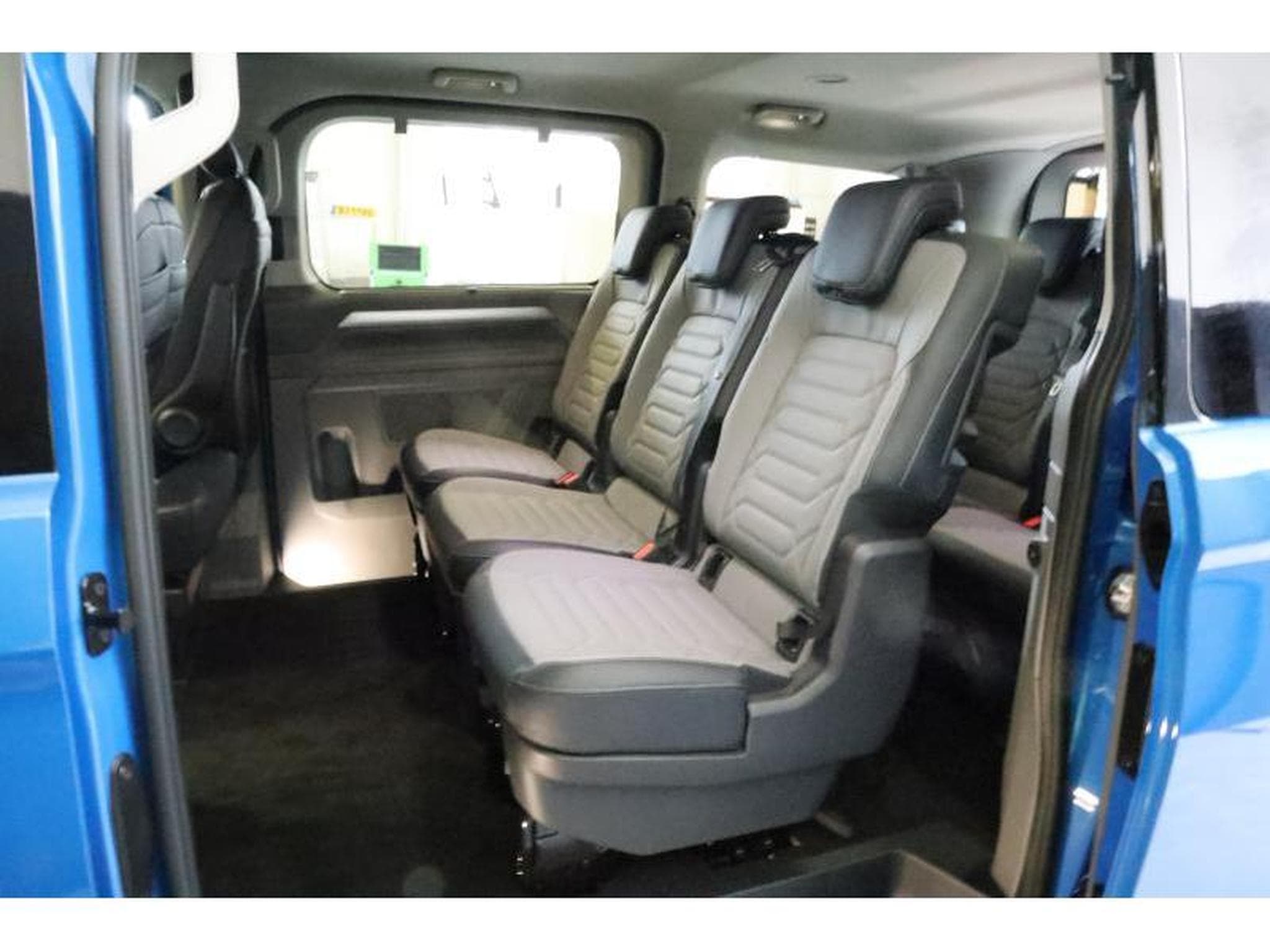 VW T7 Style 4X4 (2026) - Photo 8