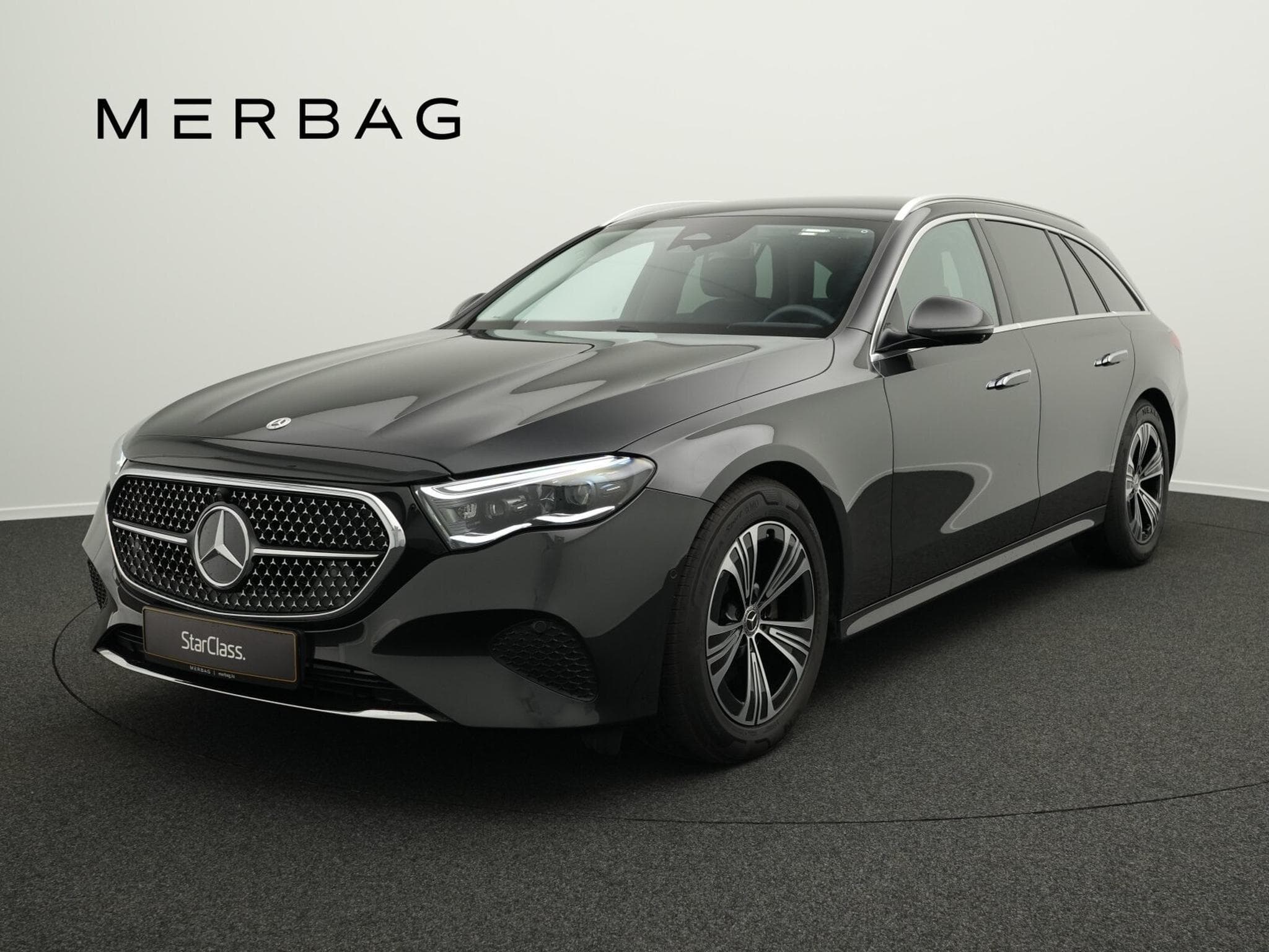 Mercedes E 200 T Avantgarde 360°+Memo+Digital+Apple (2024) - Photo 1