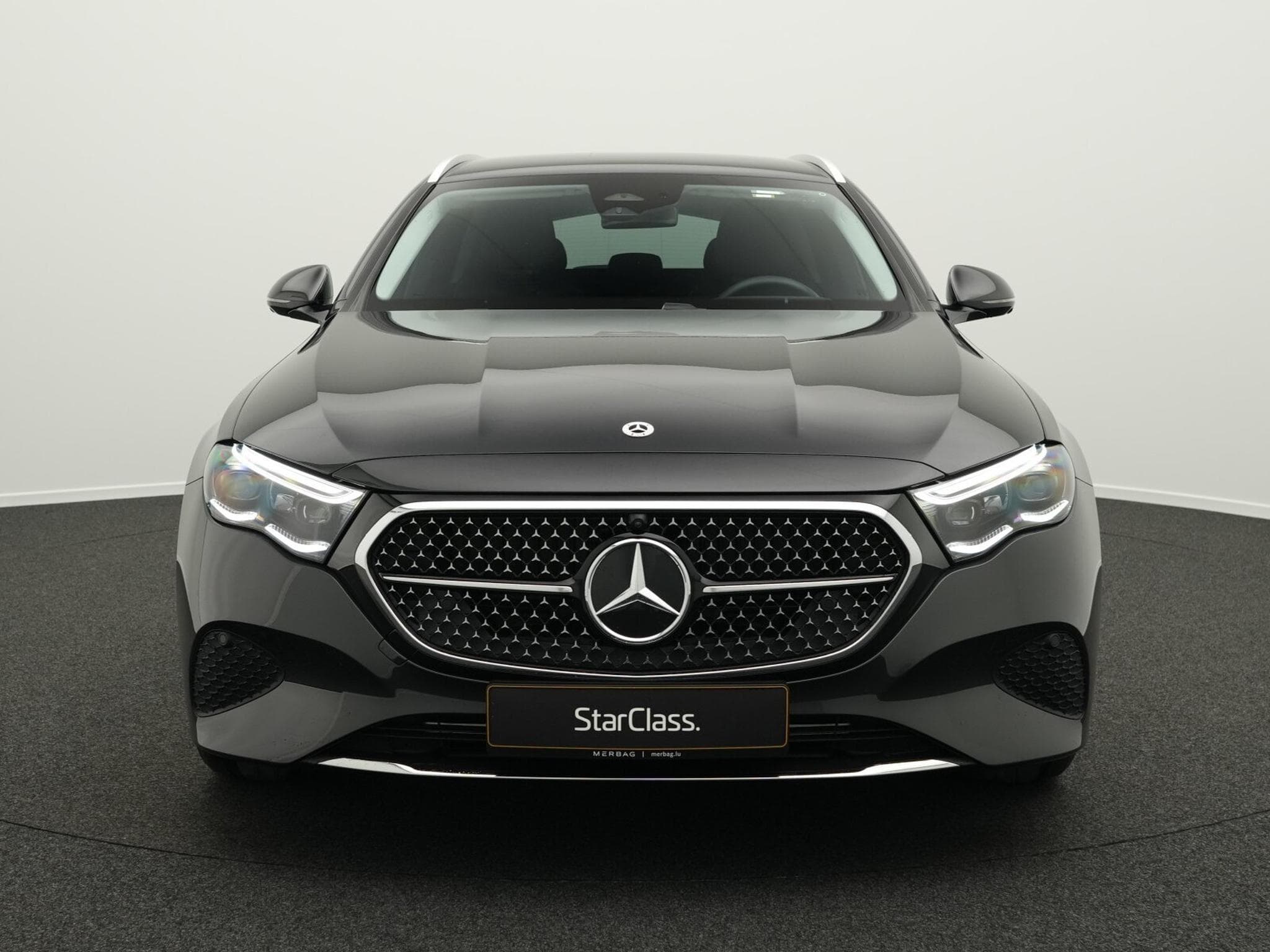 Mercedes E 200 T Avantgarde 360°+Memo+Digital+Apple (2024) - Photo 2
