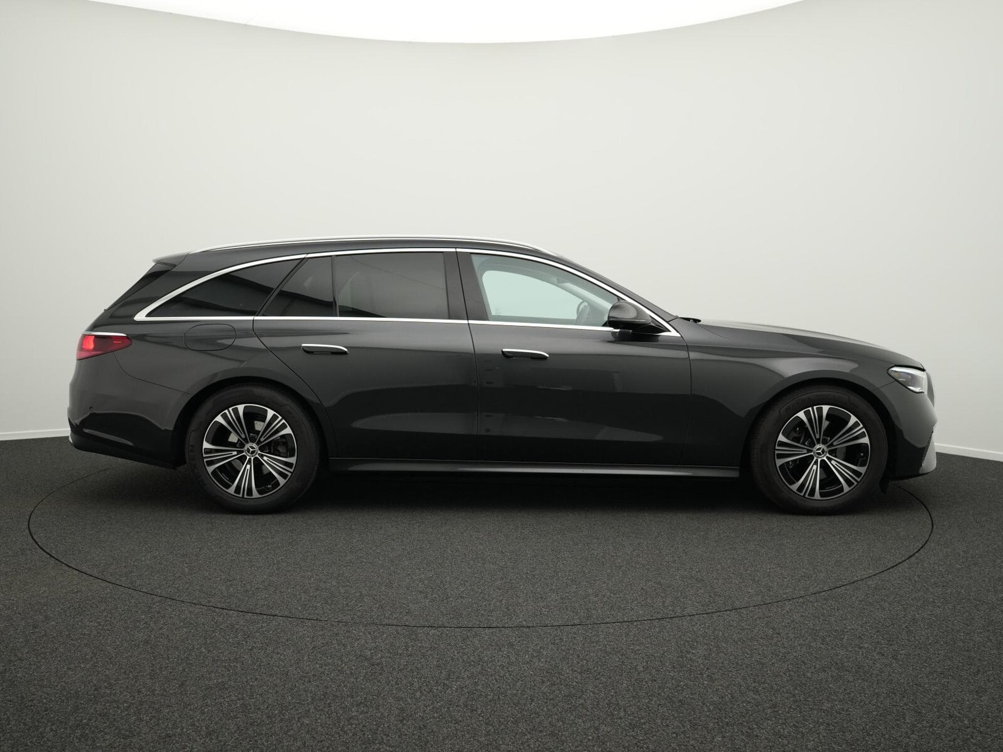 Mercedes E 200 T Avantgarde 360°+Memo+Digital+Apple (2024) - Photo 5