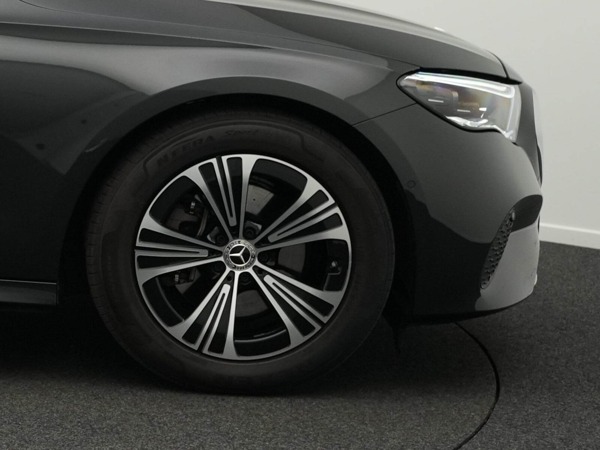 Mercedes E 200 T Avantgarde 360°+Memo+Digital+Apple (2024) - Photo 6
