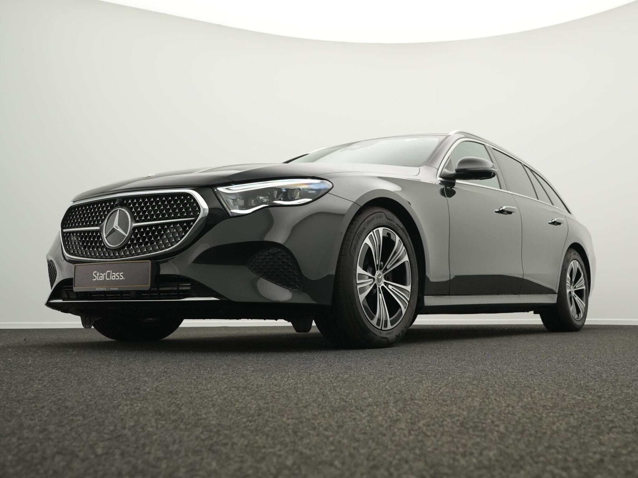 Mercedes E 200 T Avantgarde 360°+Memo+Digital+Apple (2024) - Photo 8