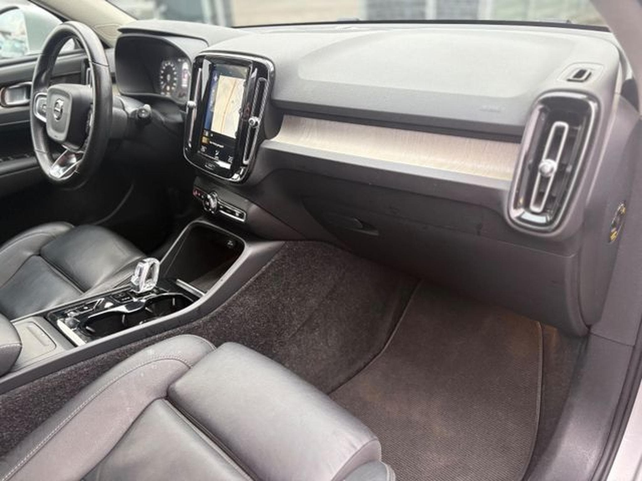 Volvo XC40 XC40 INSCRIPTION AWD*AUT*LED*LEDER*KAMERA*2.HD* (2019) - Photo 15