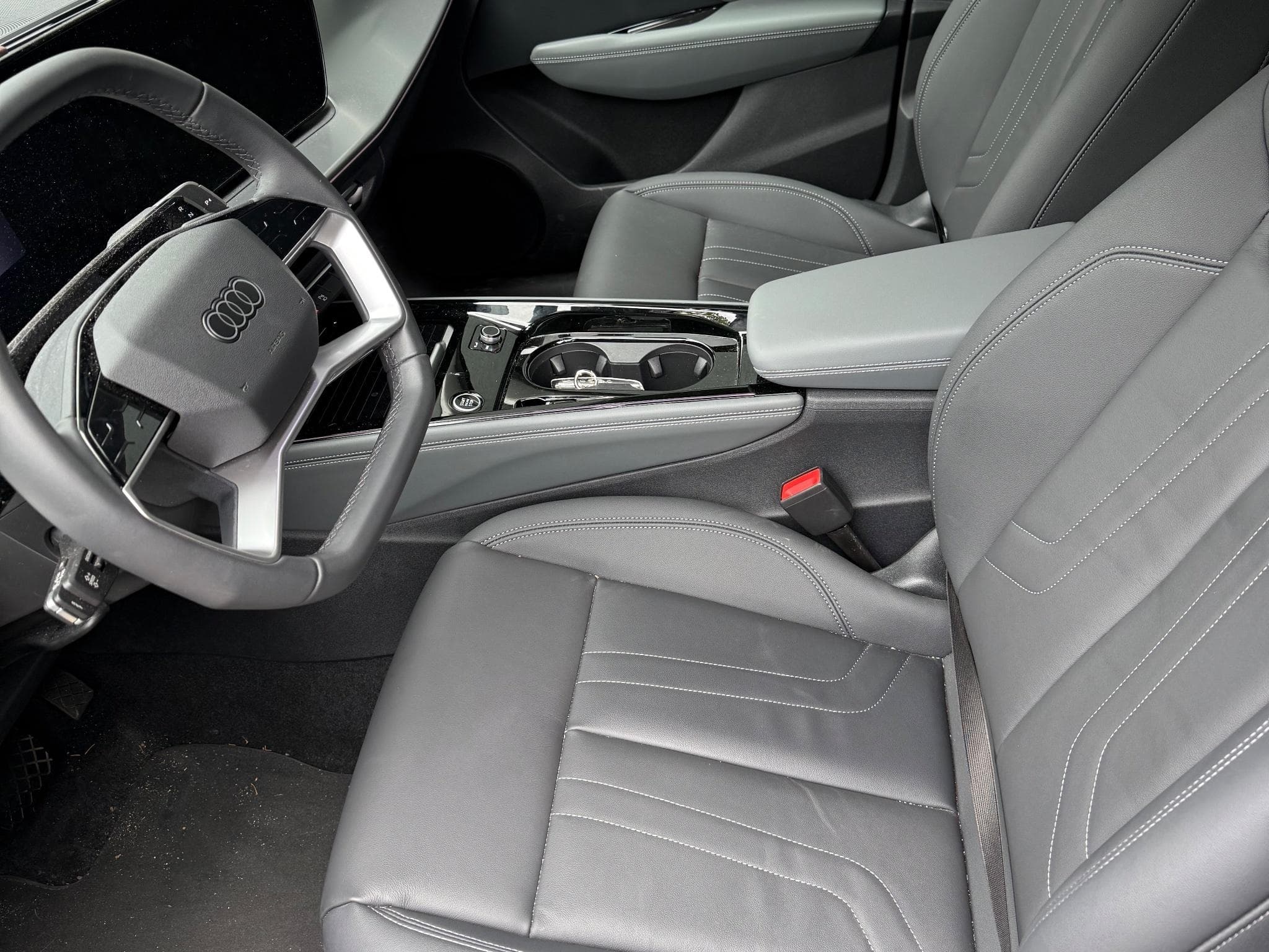 Audi Q3 S-Line (2025) - Photo 7