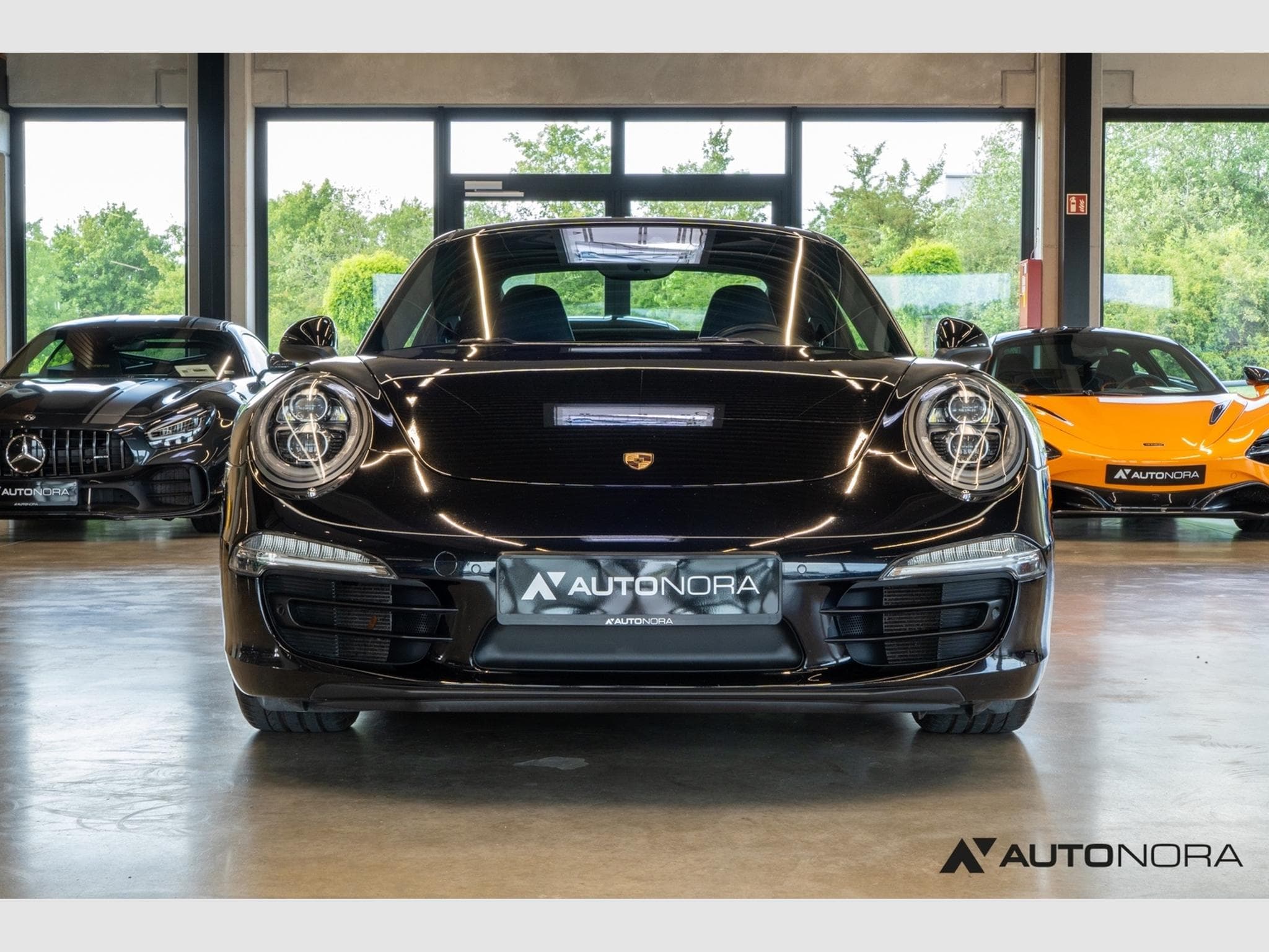 Porsche 991 911 (991.1) Carrera 4 Black Edition (2016) - Photo 10