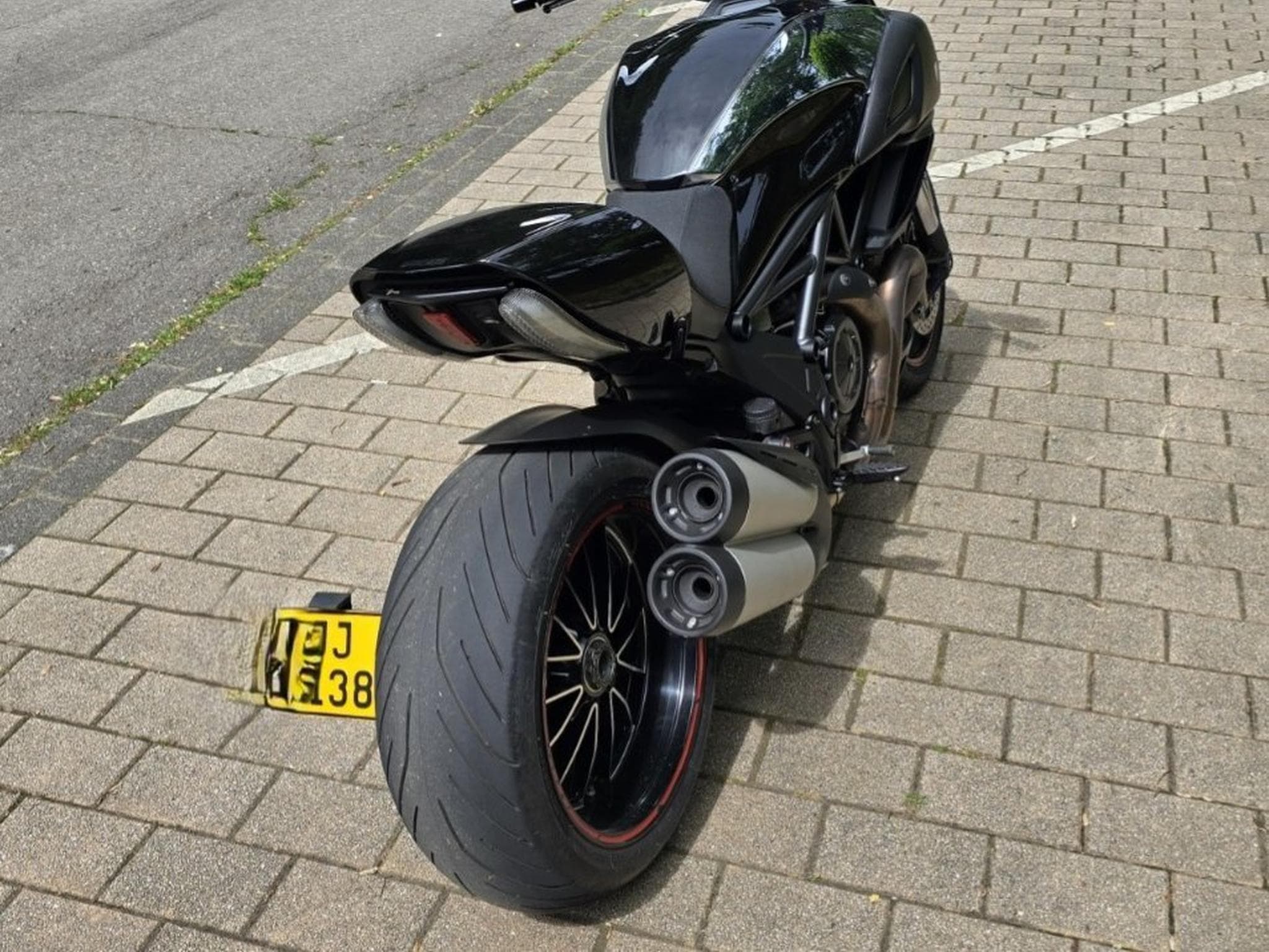 Ducati Diavel Cromo (2013) - Photo 2