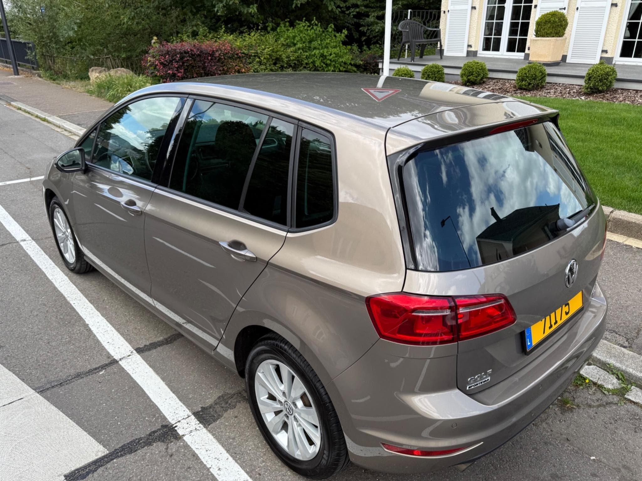 VW Golf Sportwagon 1.6 TDI BOÎTE DSG (2015) - Photo 8