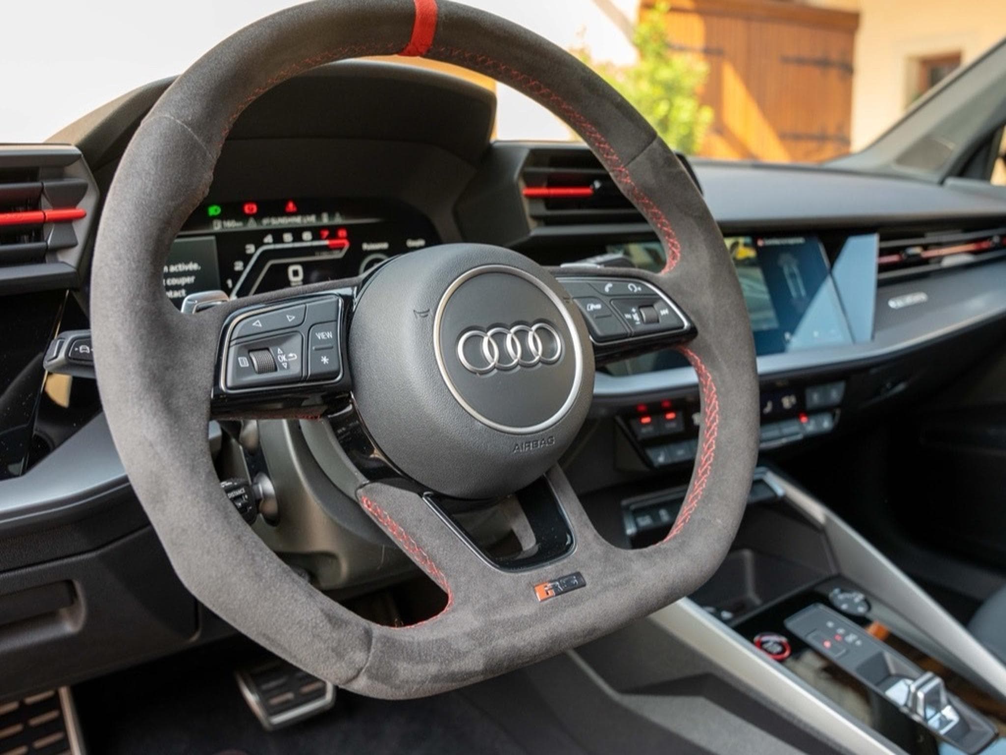 Audi RS3 (2024) - Photo 8