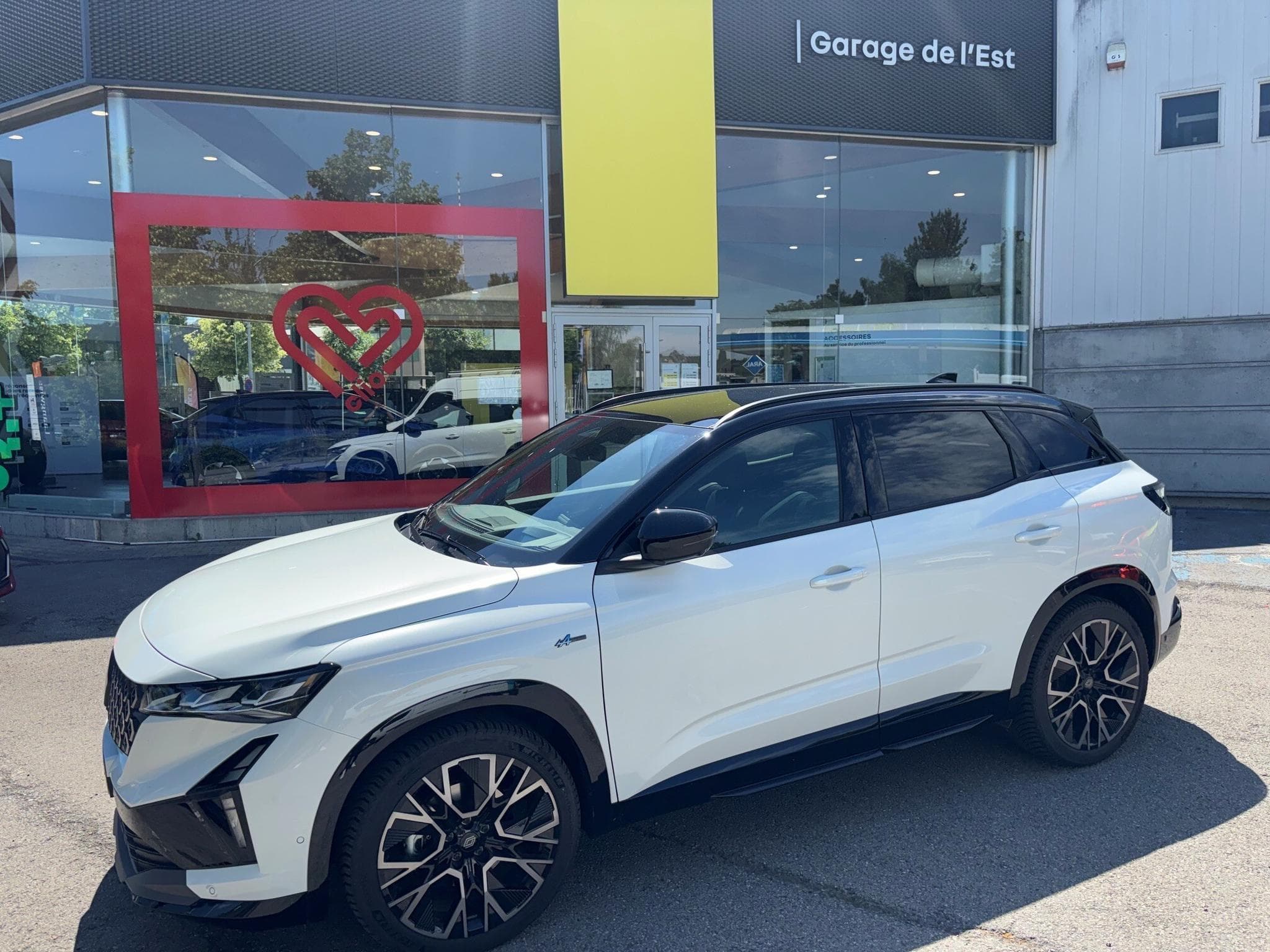Renault Austral 1.2 FULL HYBRIDE ALPINE (2026) - Photo 1