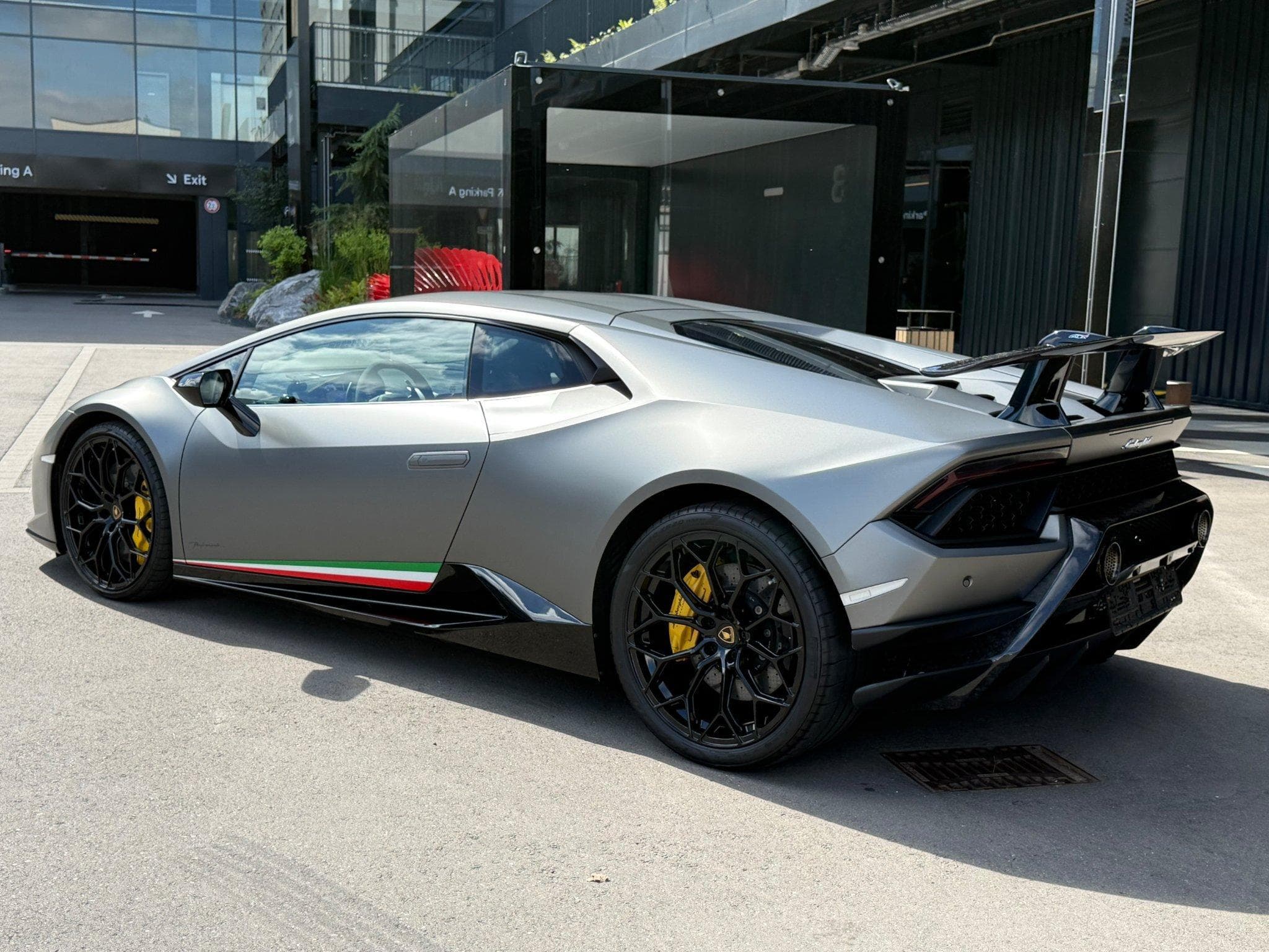 Lamborghini Huracán performante (2018) - Photo 3