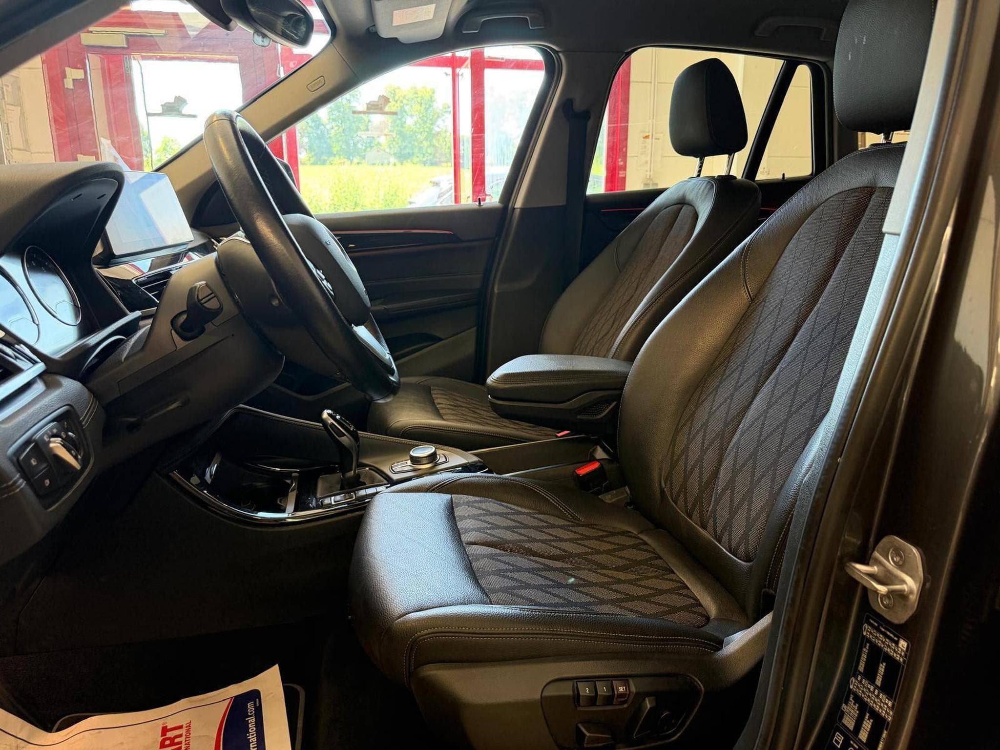 BMW X1 xDrive 20 i xLine (2020) - Photo 11