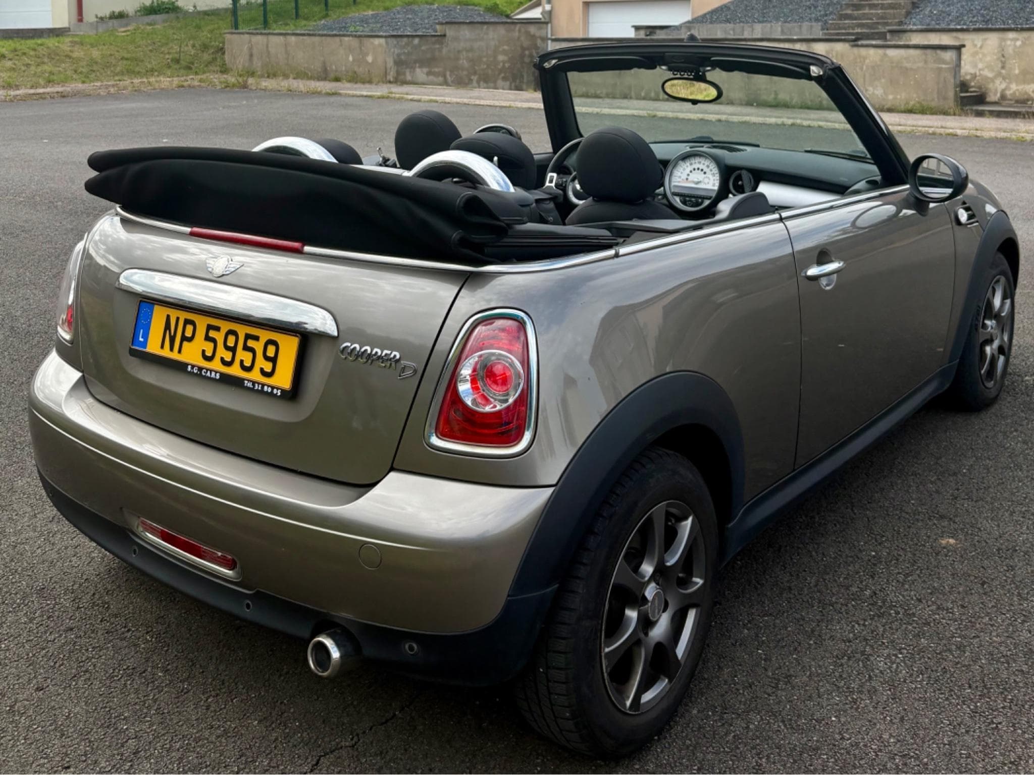 Mini Cooper (2011) - Photo 2