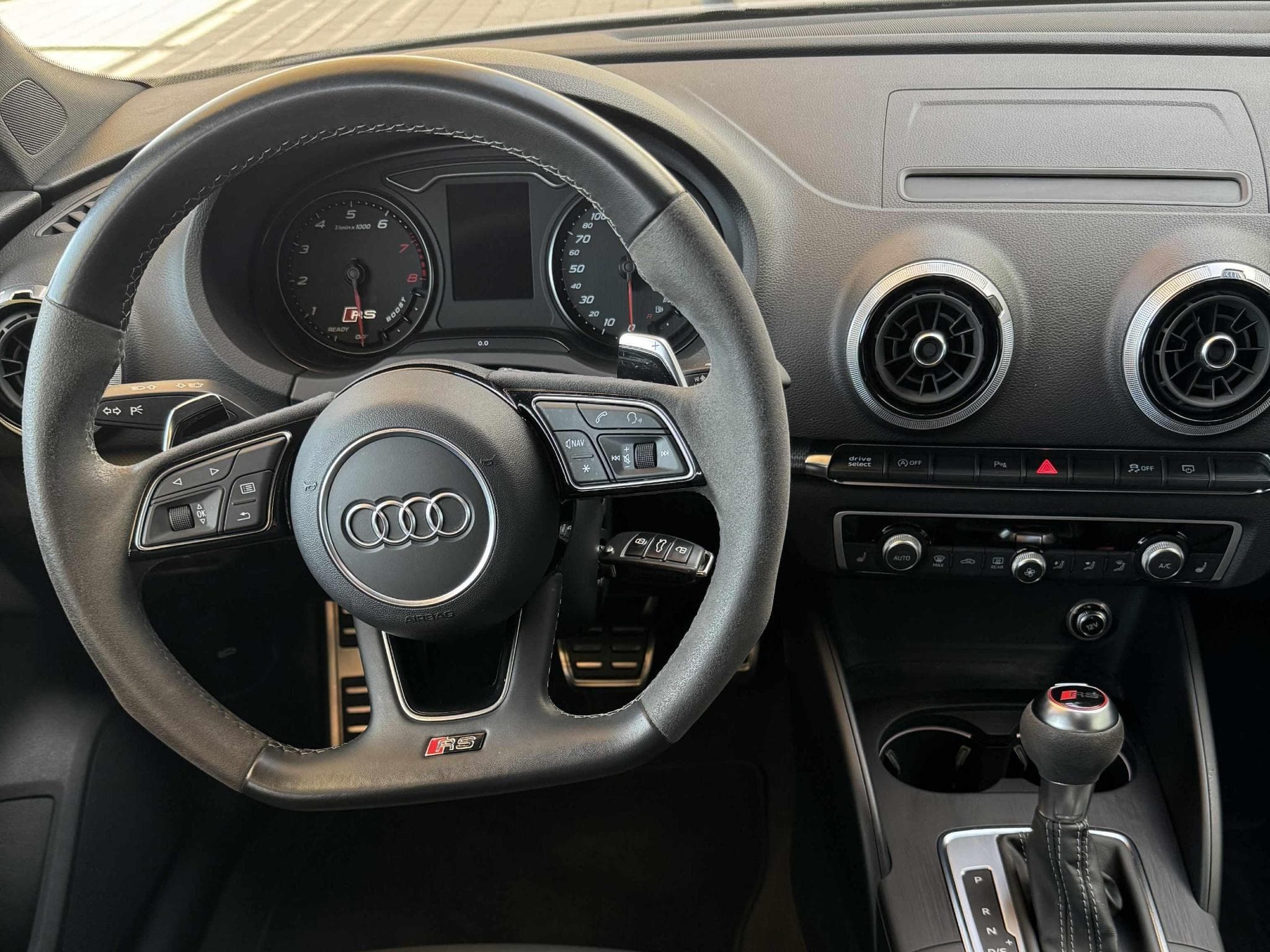 Audi RS3 …. (2019) - Photo 4
