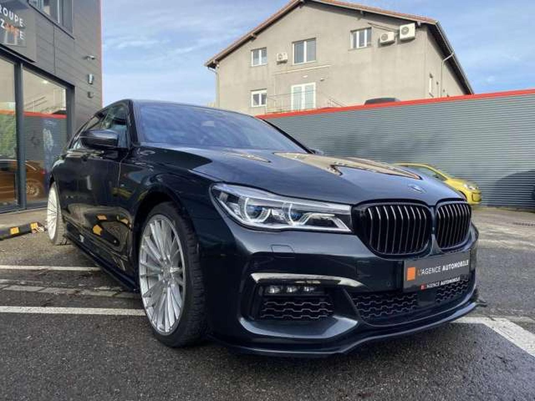 BMW 750 XDrive JUSQU'A 48 MOIS DE GARANTIE (2017) - Photo 4