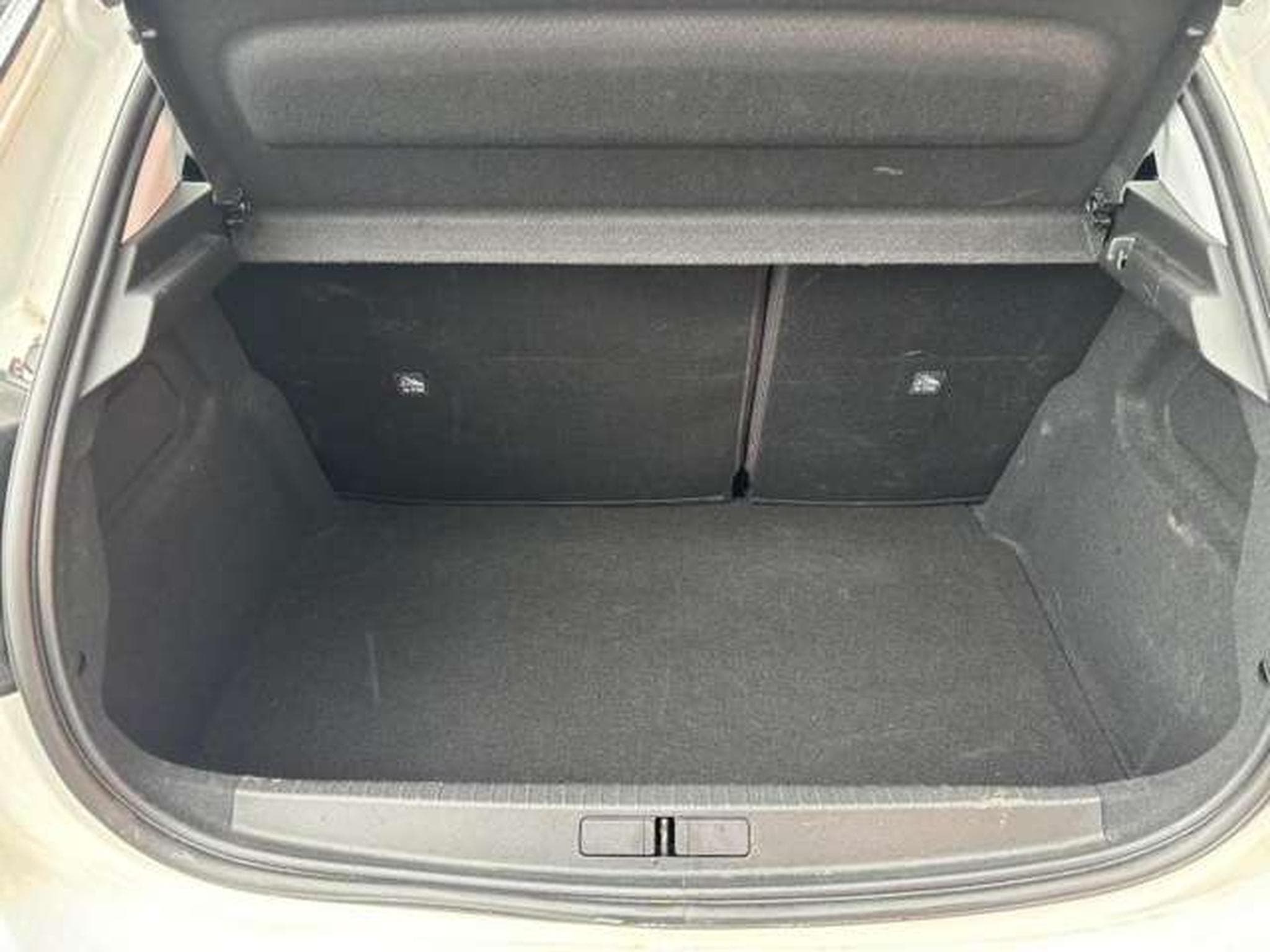 Opel Corsa 1.5 TURBO DIESEL - JUSQU'A 48 MOIS DE GARANTIE (2023) - Photo 16