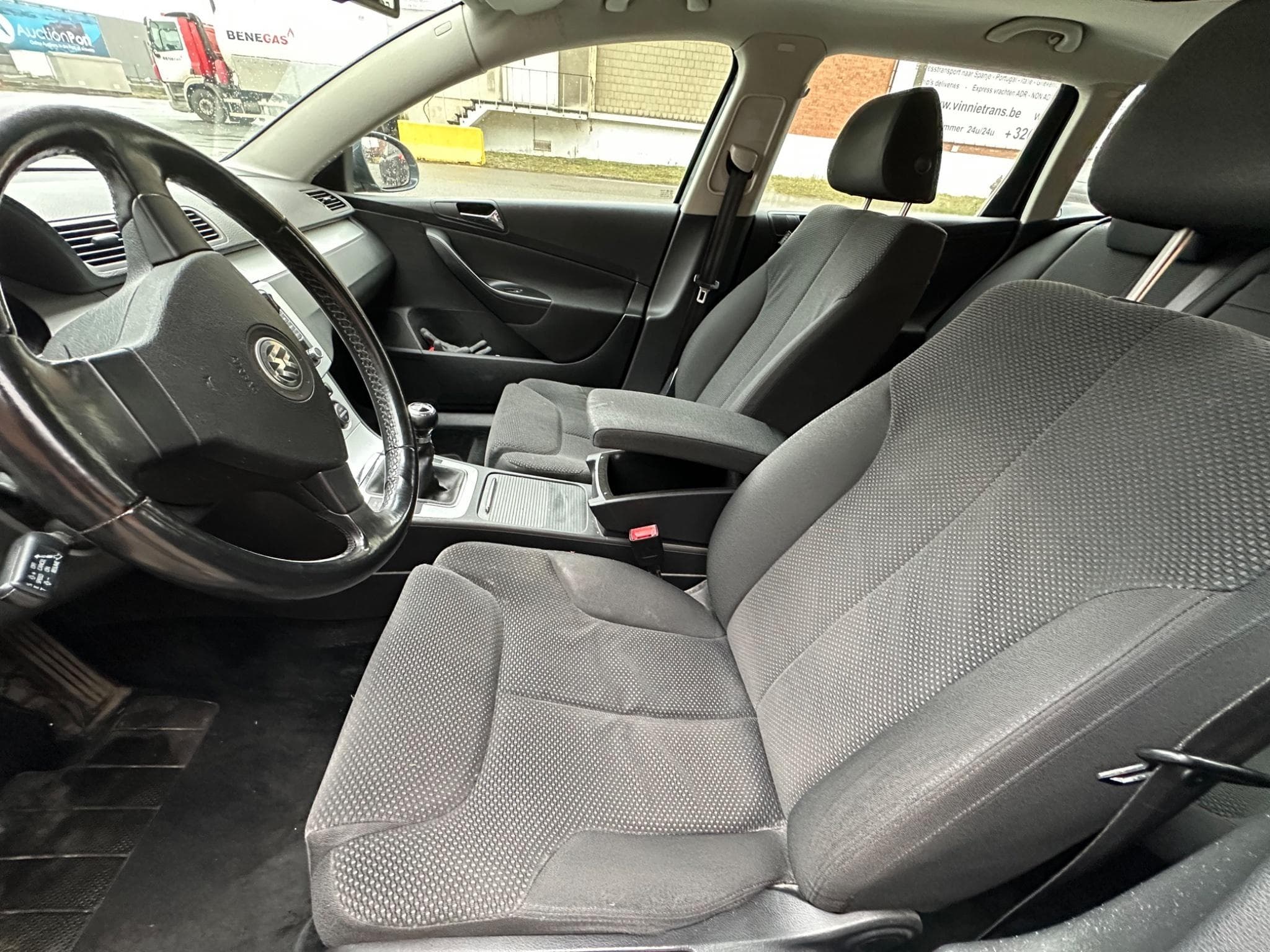 VW Passat Passat B6 2L 140ch (2008) - Photo 10