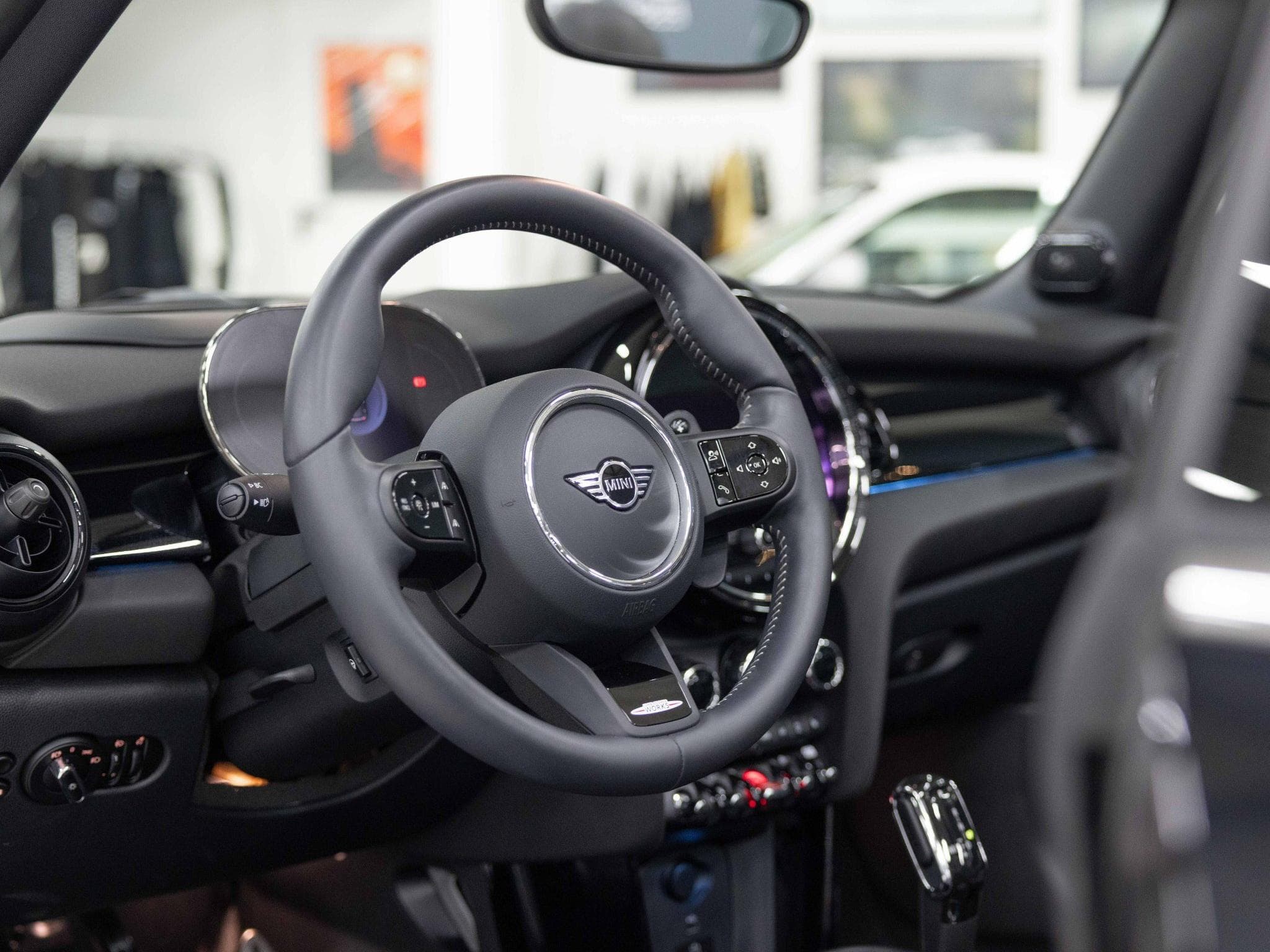 Mini Cabrio Cooper JCW (2024) - Photo 4