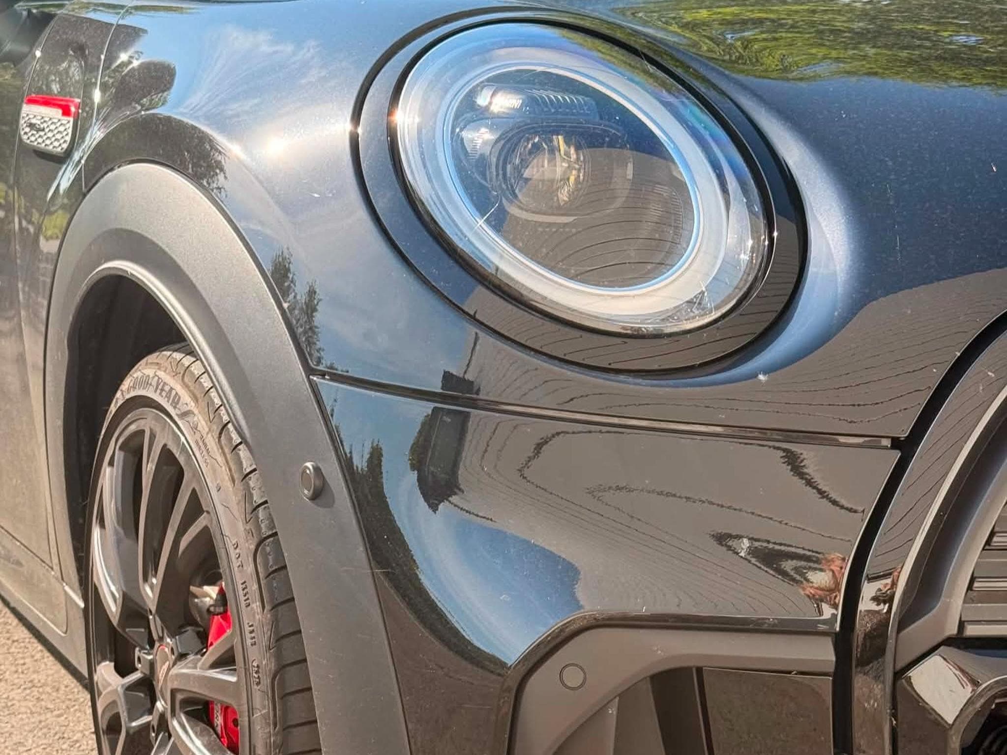 Mini Cabrio Cooper JCW (2024) - Photo 6