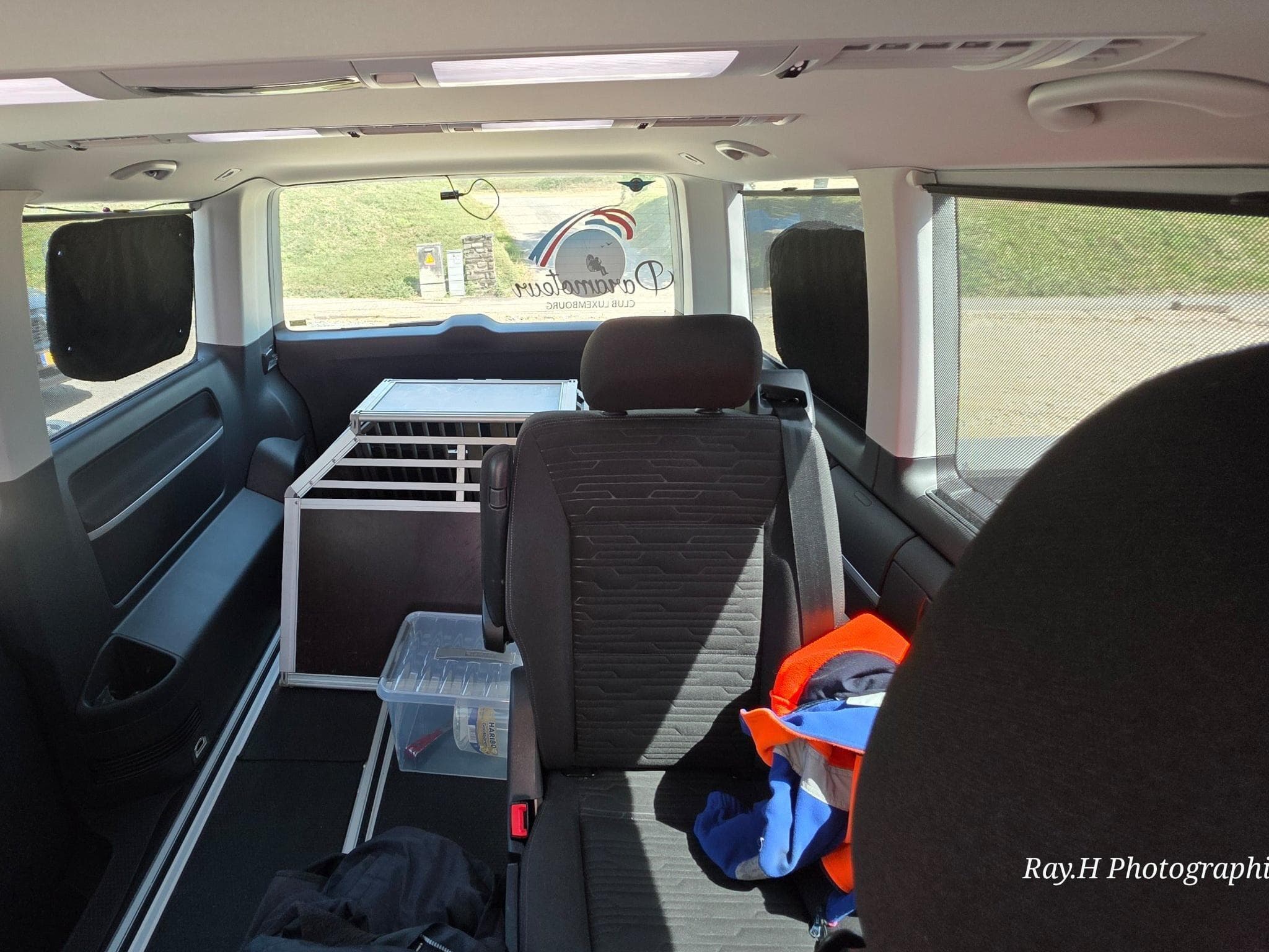 VW Multivan Comfortline 4x4 (2023) - Photo 3