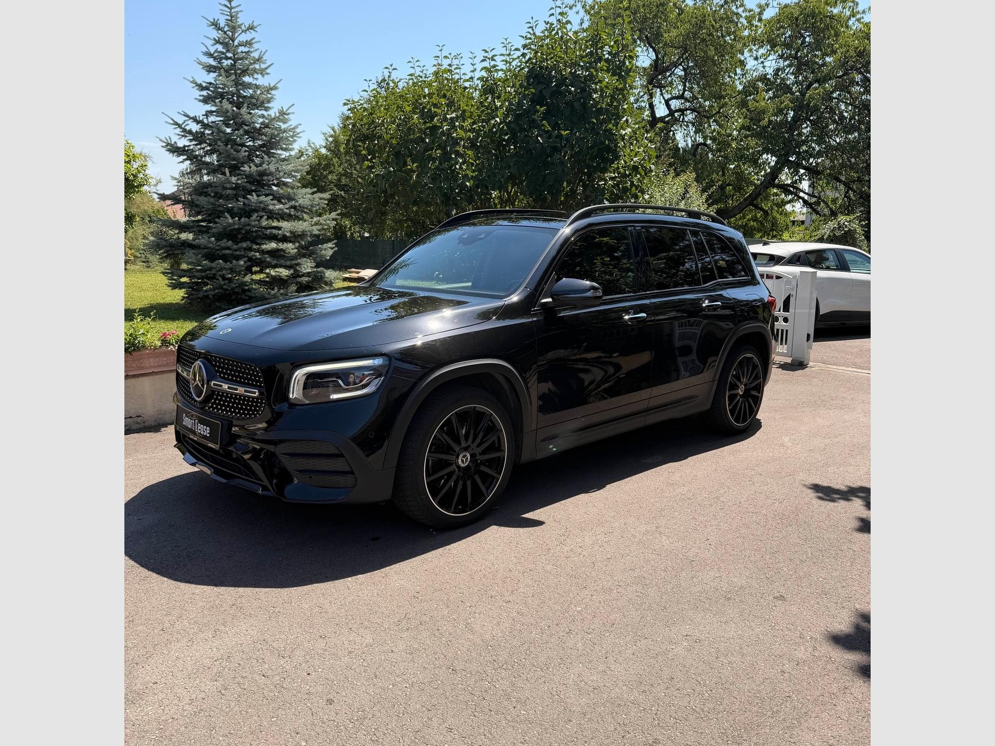 Mercedes GLB 220 GLB 220D AMG (2022) - Photo 4