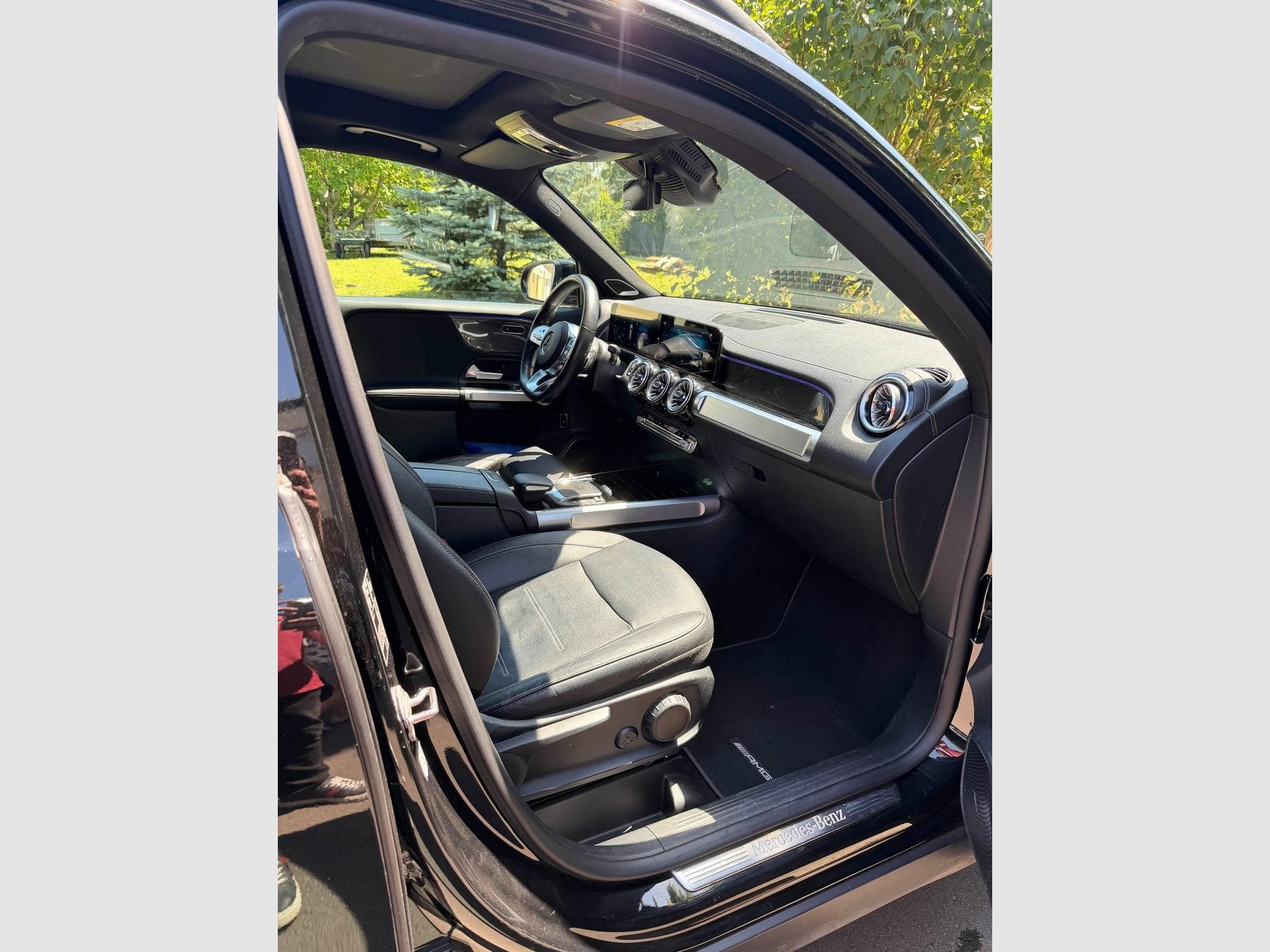 Mercedes GLB 220 GLB 220D AMG (2022) - Photo 12