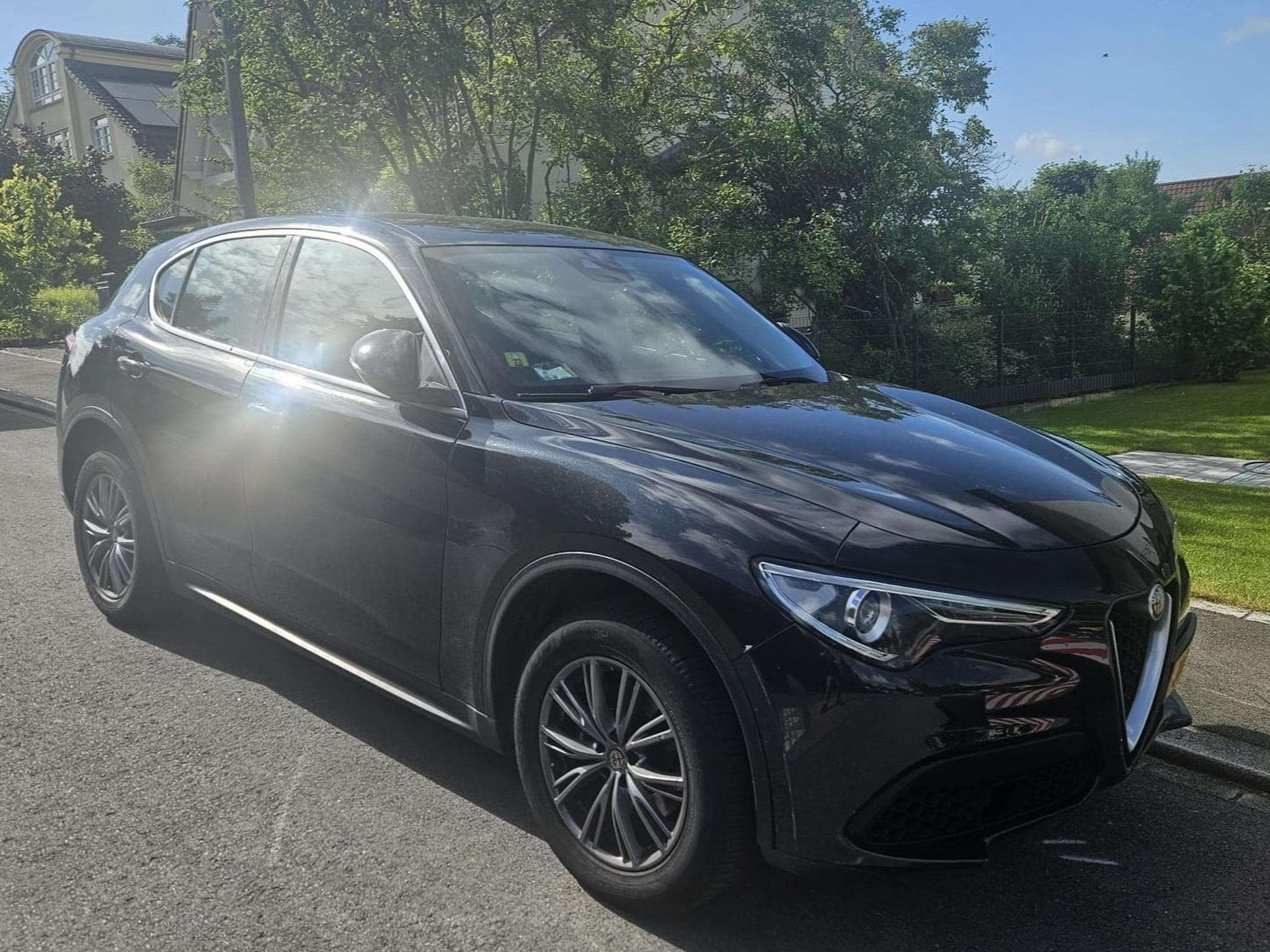 Alfa-Romeo Stelvio Turbo 2.0    280 CV / HP (2018) - Photo 3