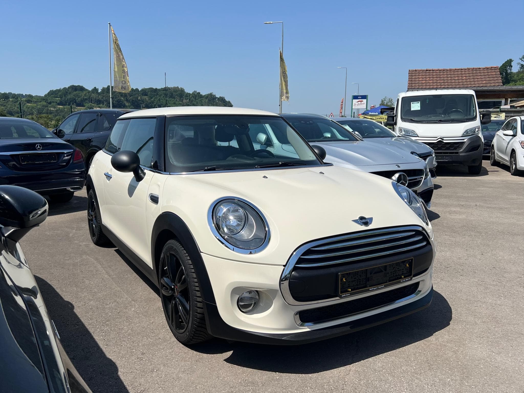 Mini One 1.2 102CV JANTES John Cooper Works (2015) - Photo 3