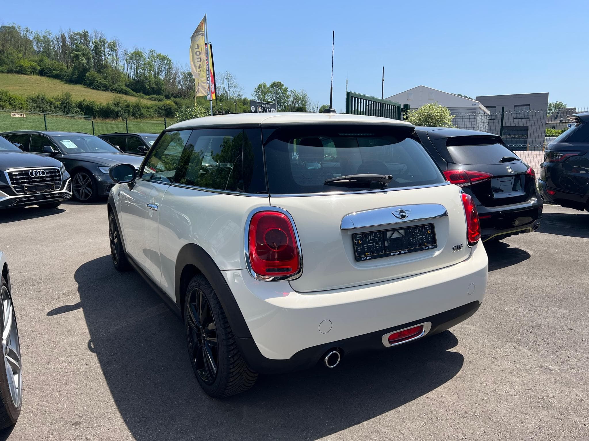 Mini One 1.2 102CV JANTES John Cooper Works (2015) - Photo 2
