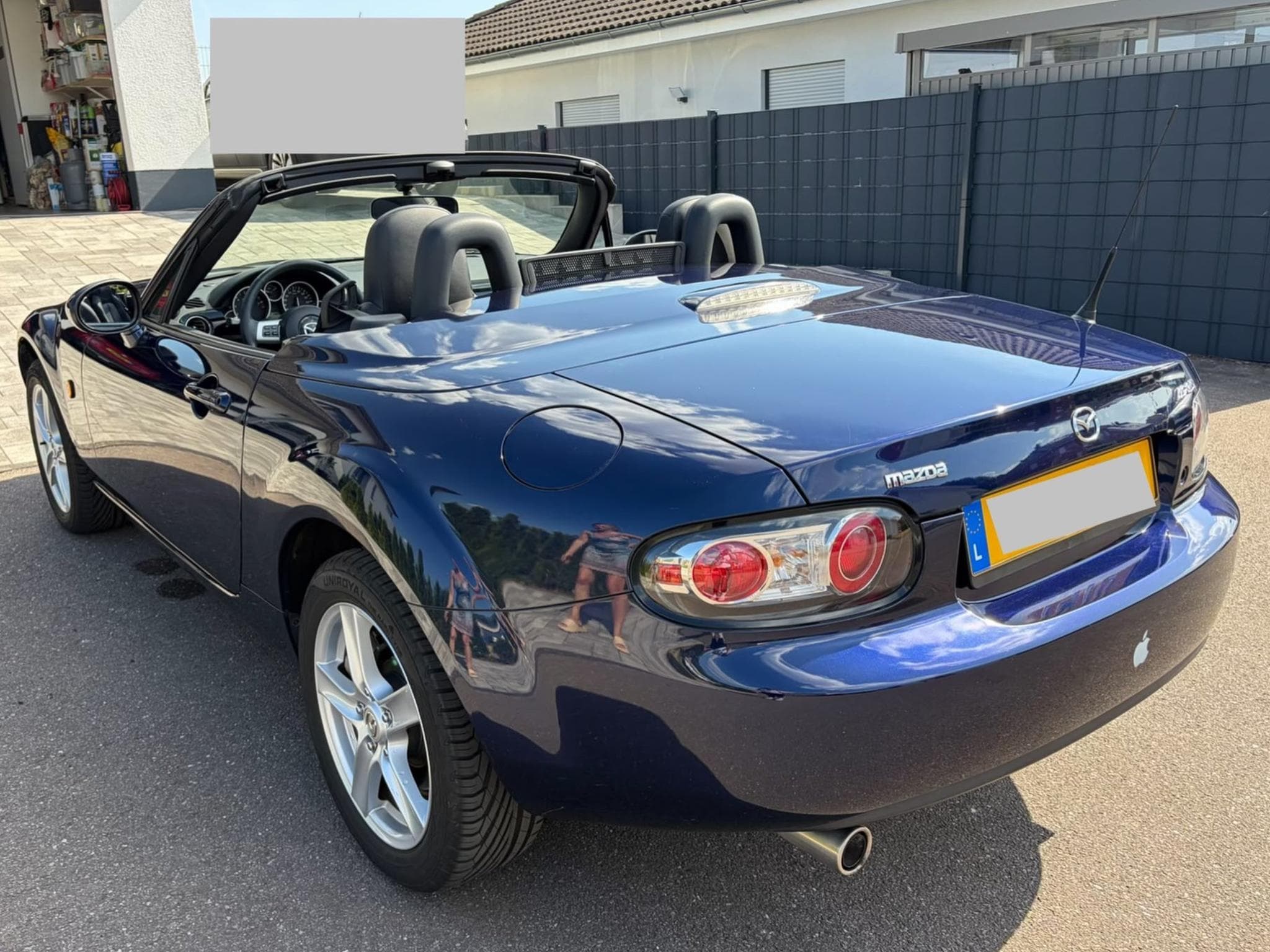Mazda MX-5 Coupé-Cabriolet (2007) - Photo 3