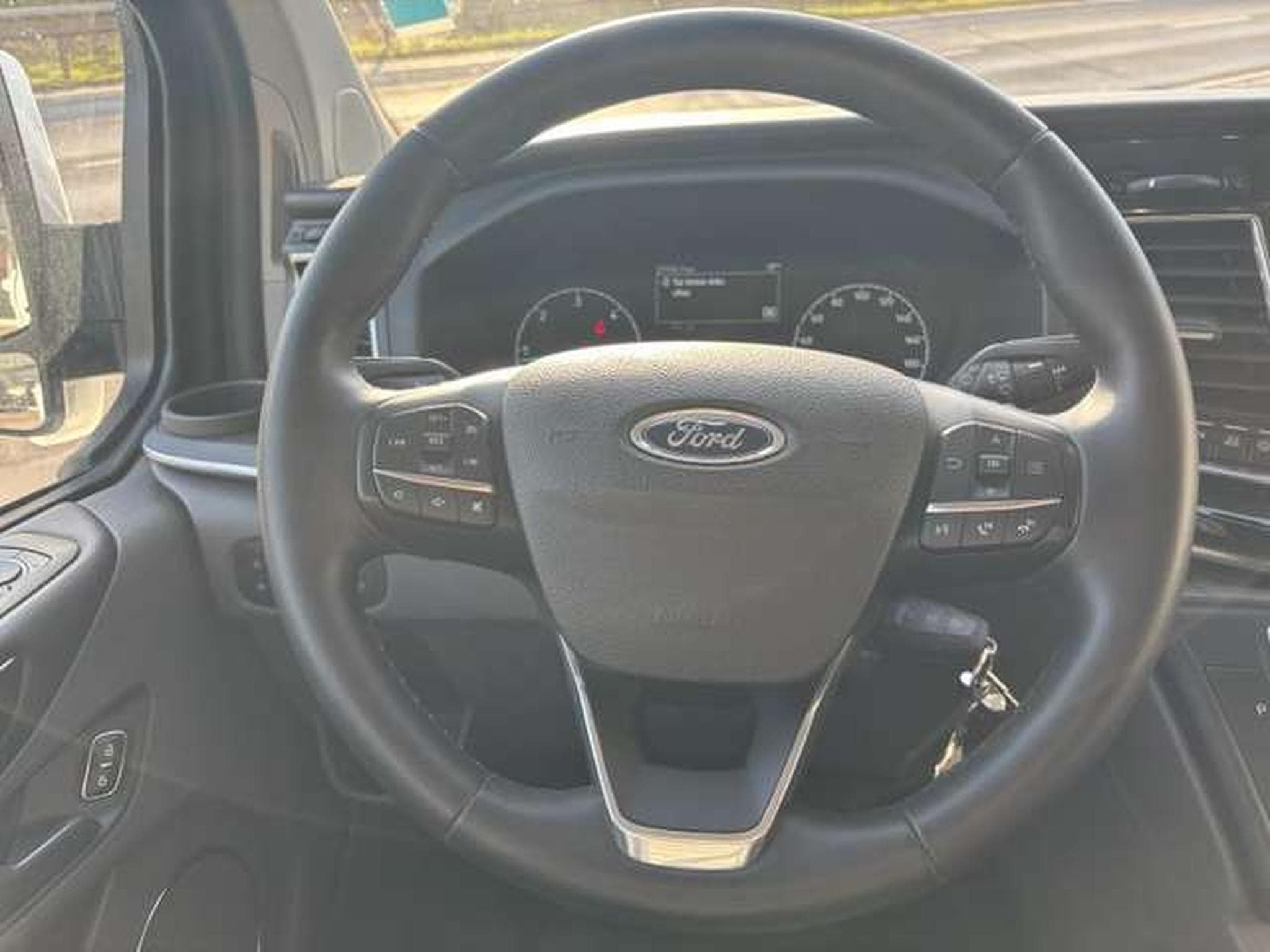 Ford Tourneo 170PS - DIESEL-8 PLACES-JUSQUA 48 MOIS DE GARANTIE (2024) - Photo 17