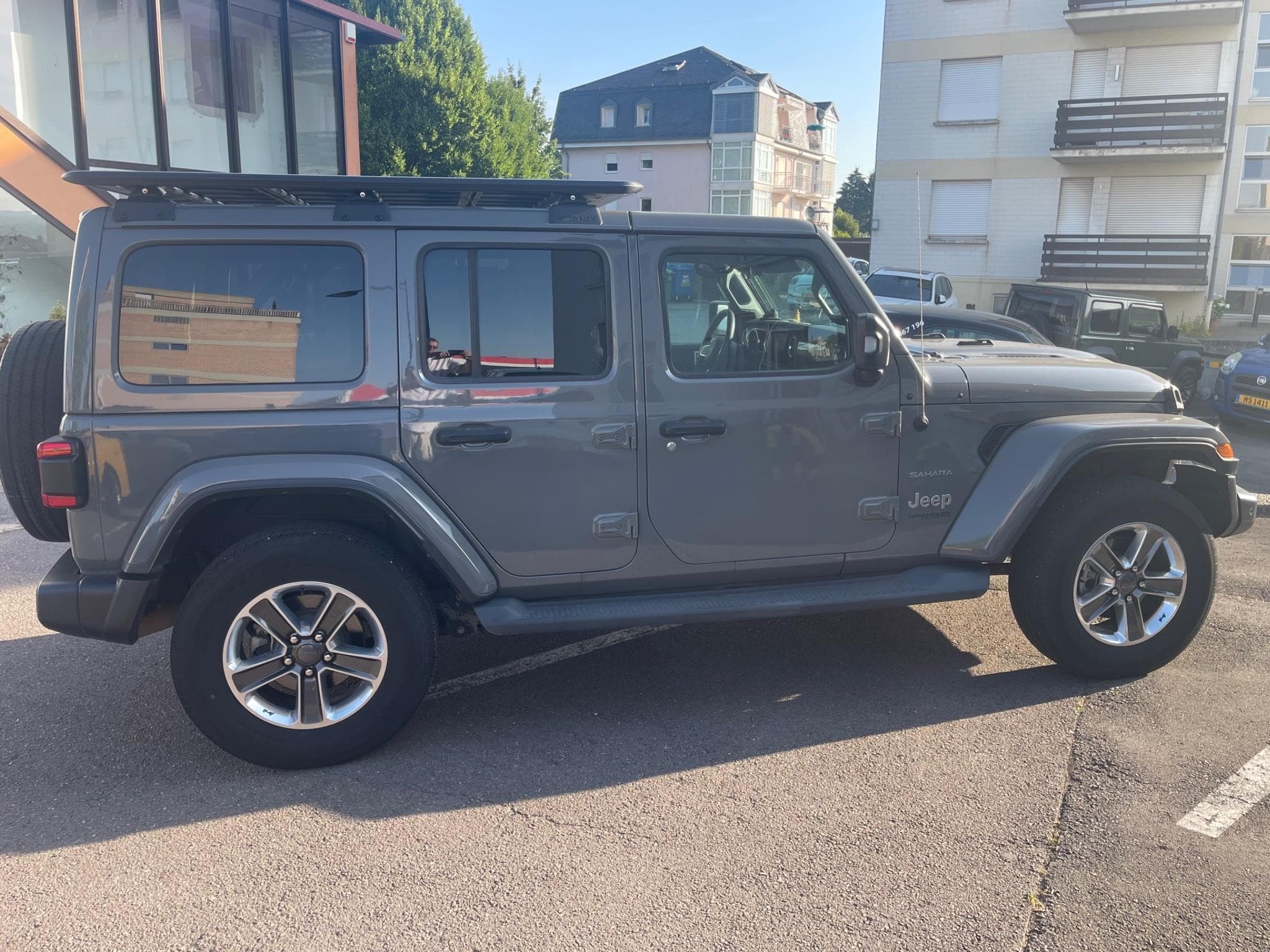 Jeep Wrangler Safari (2020) - Photo 6