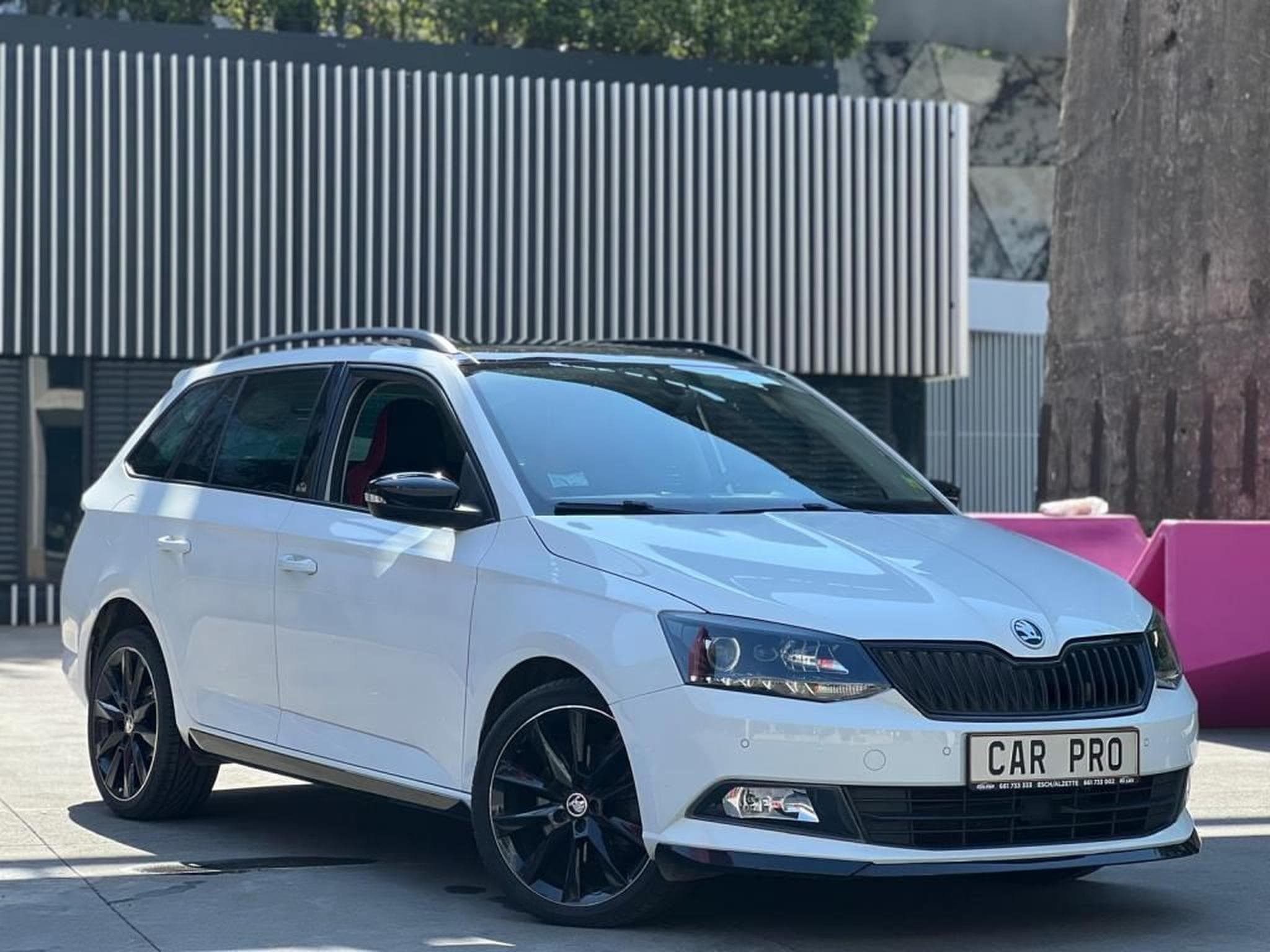 Skoda Fabia Automatique / Panoramique / Version Monte Carlo (2017) - Photo 2
