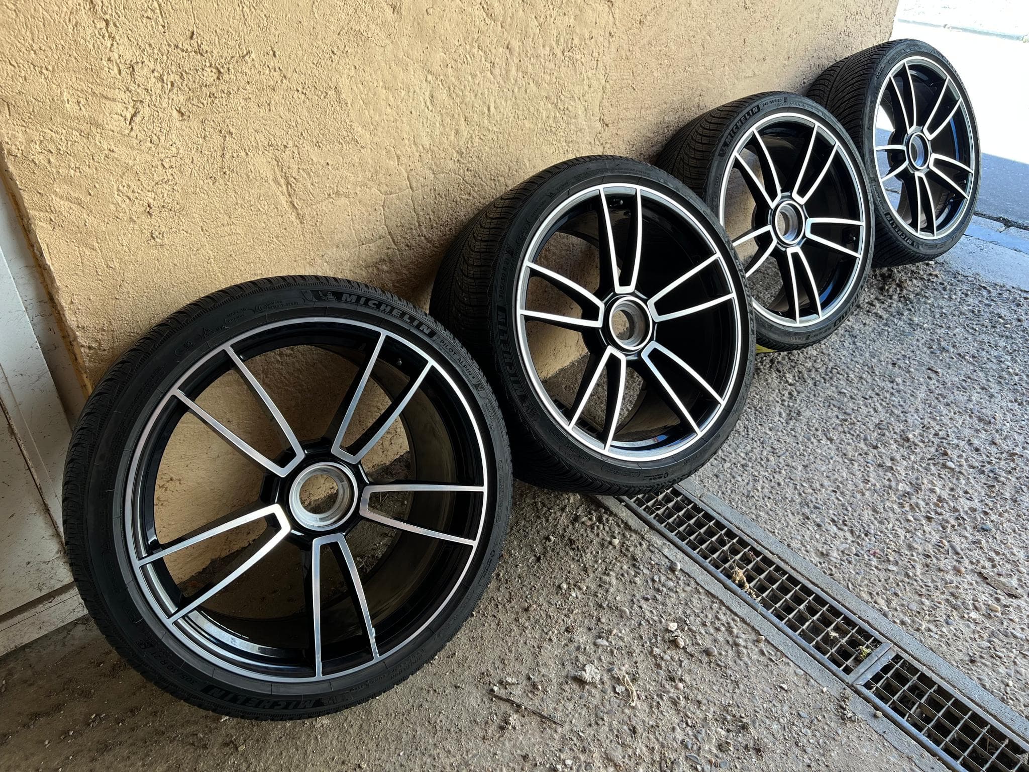 Jantes alu + Pneus h – 21" - Photo 1