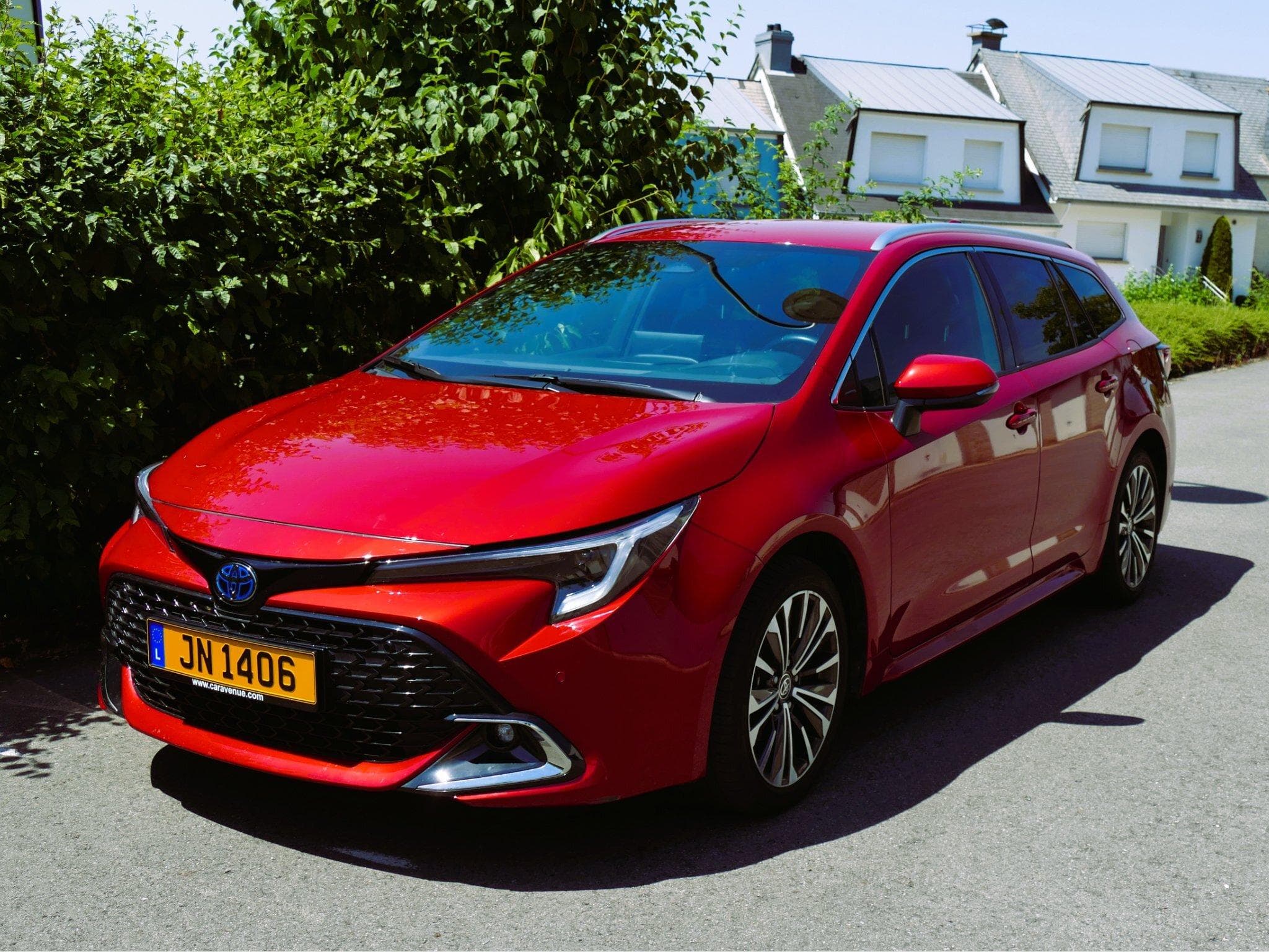 Toyota Corolla Touring Sport (2024) - Photo 3