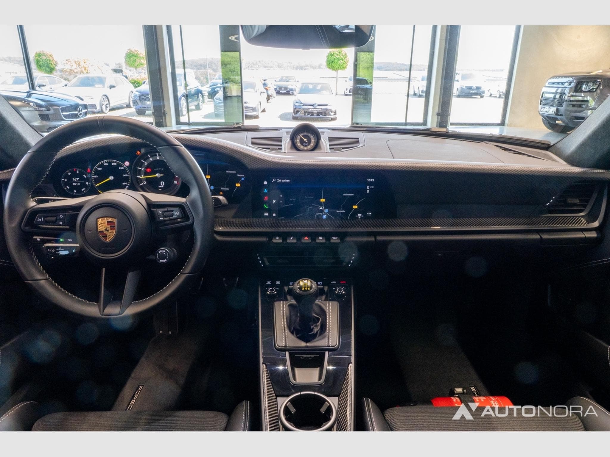 Porsche 992 911 (992.1) GT3 touring (2022) - Photo 14