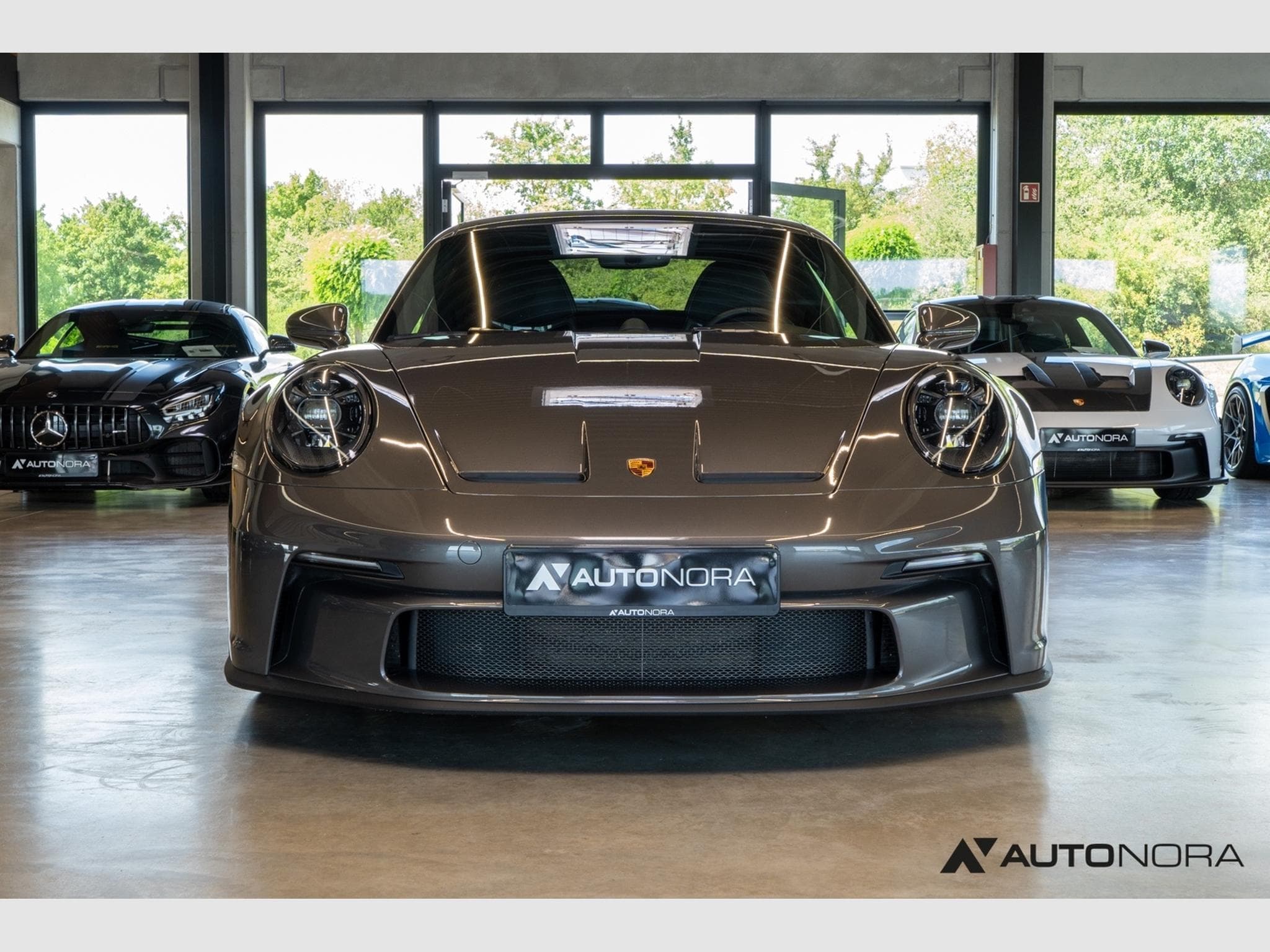 Porsche 992 911 (992.1) GT3 touring (2022) - Photo 10