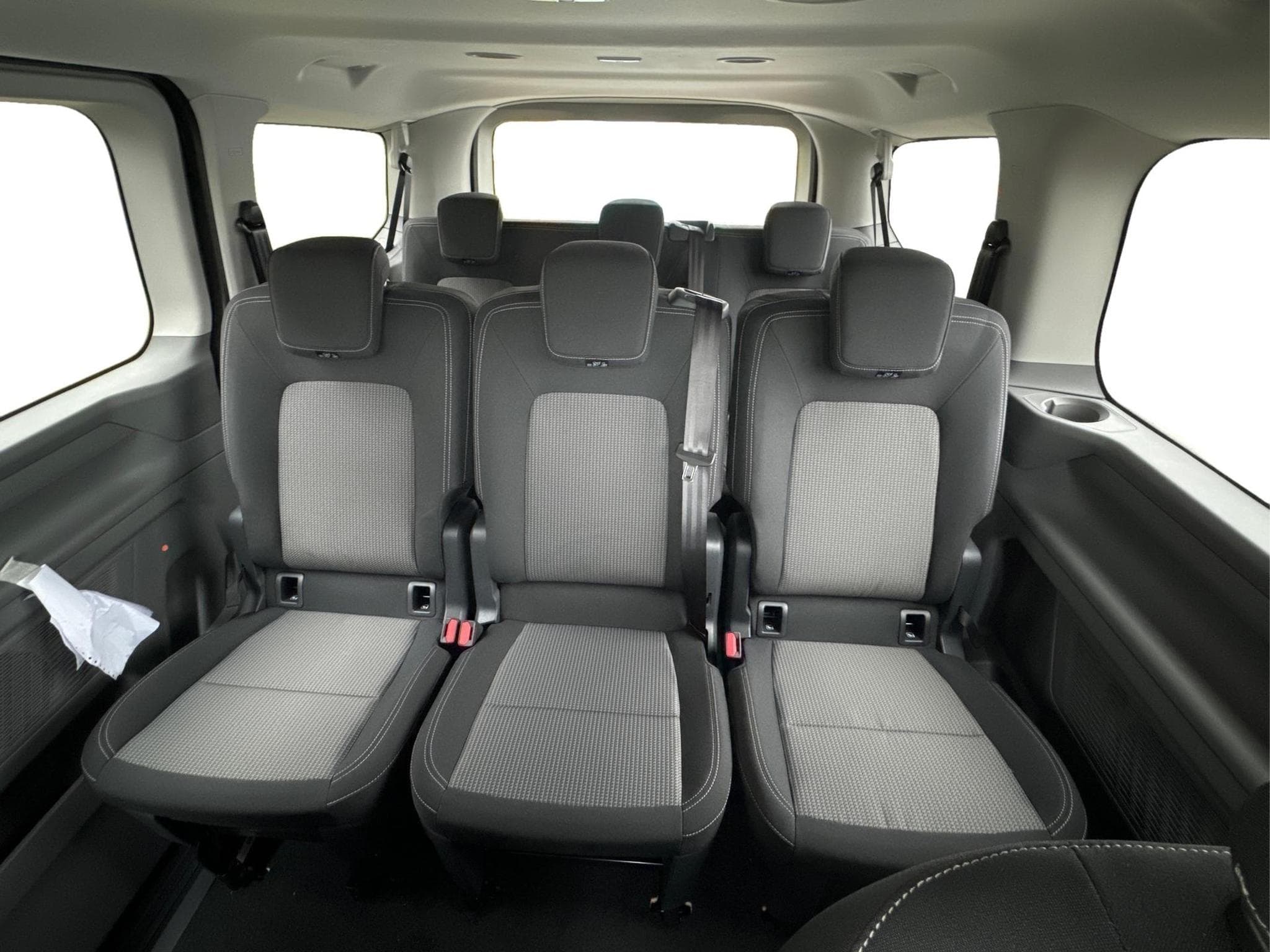 VW T7 Basis (2026) - Photo 25