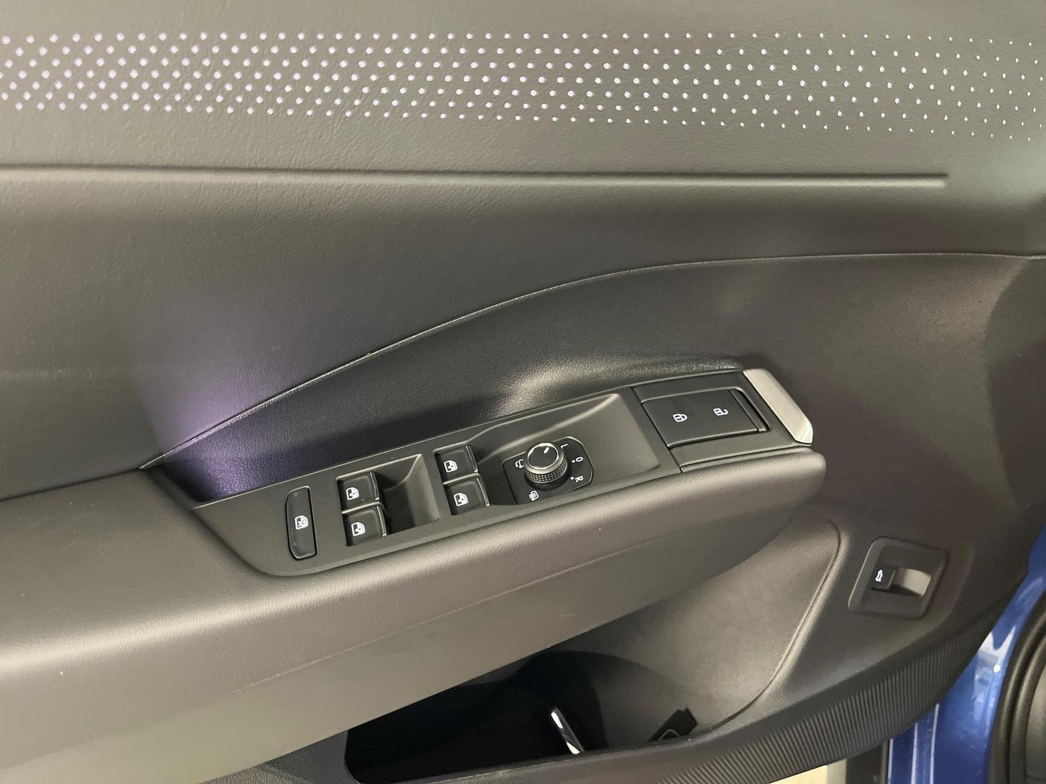 VW T-Roc R-Line (2026) - Photo 18