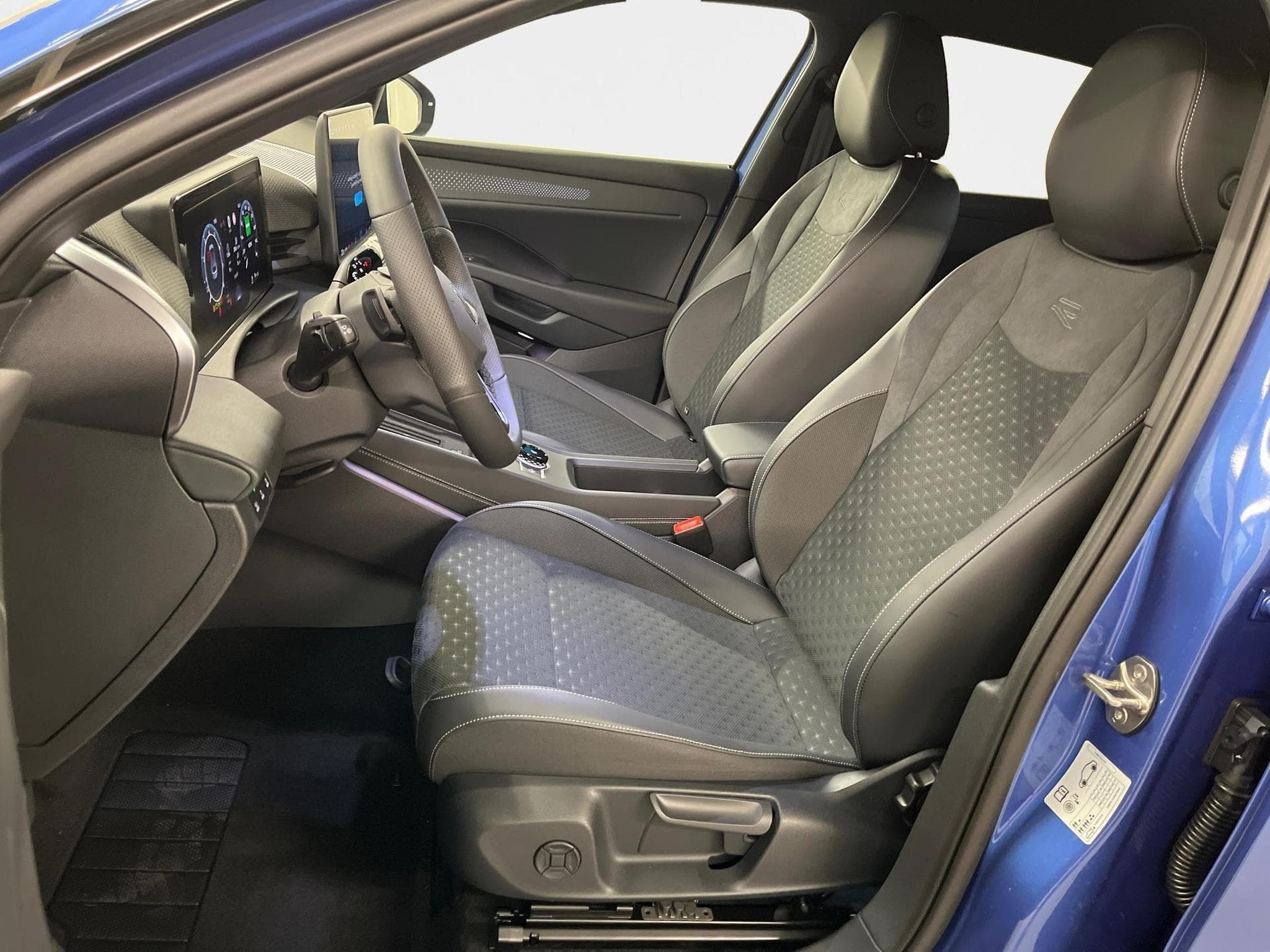 VW T-Roc R-Line (2026) - Photo 19