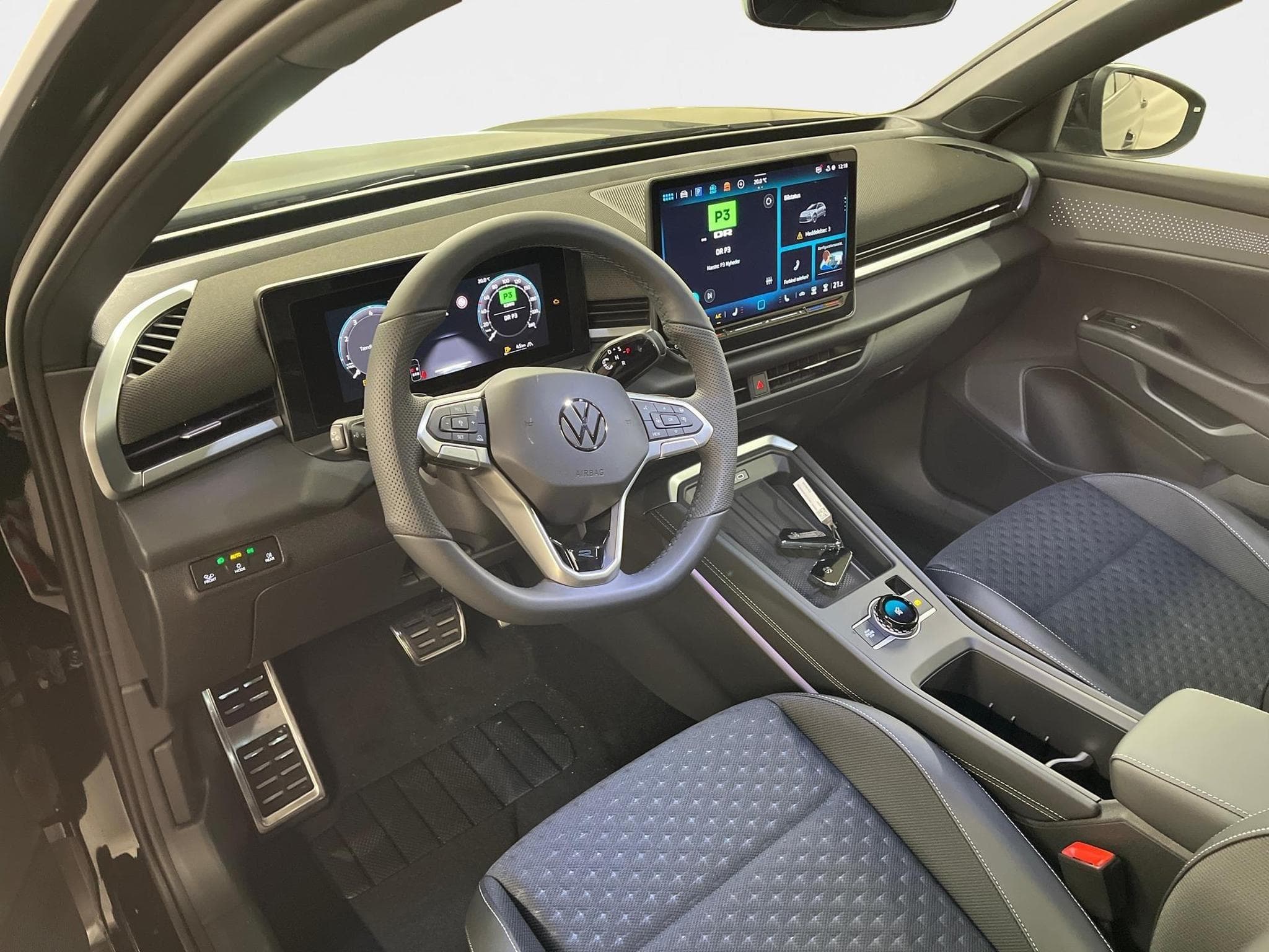 VW T-Roc R-Line (2026) - Photo 13
