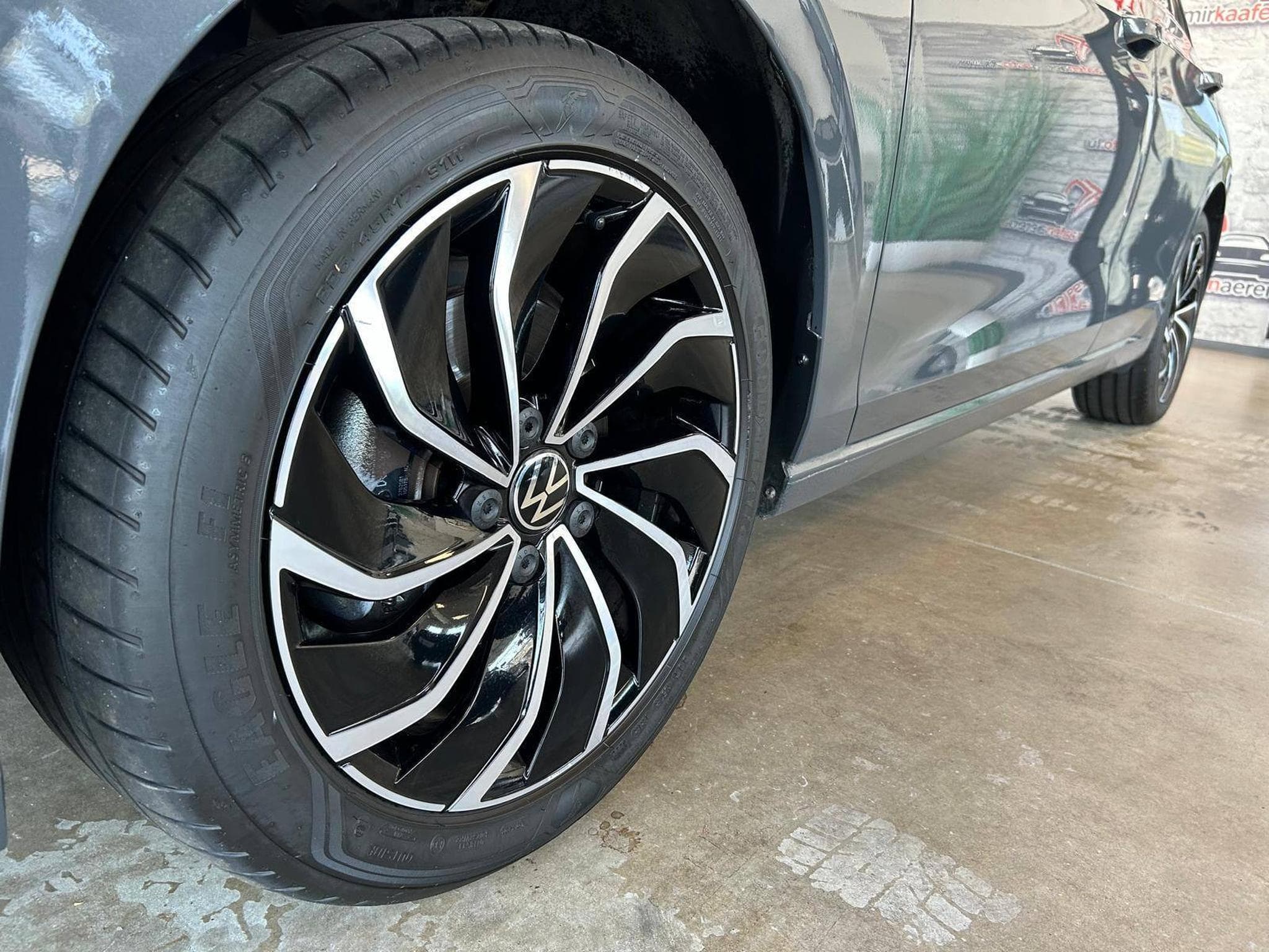 VW Golf VIII Lim. Style eTSI (2020) - Photo 7