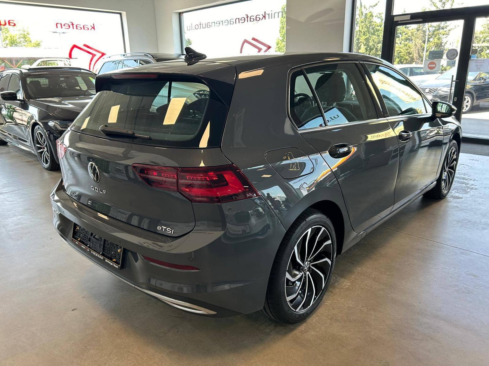 VW Golf VIII Lim. Style eTSI (2020) - Photo 3