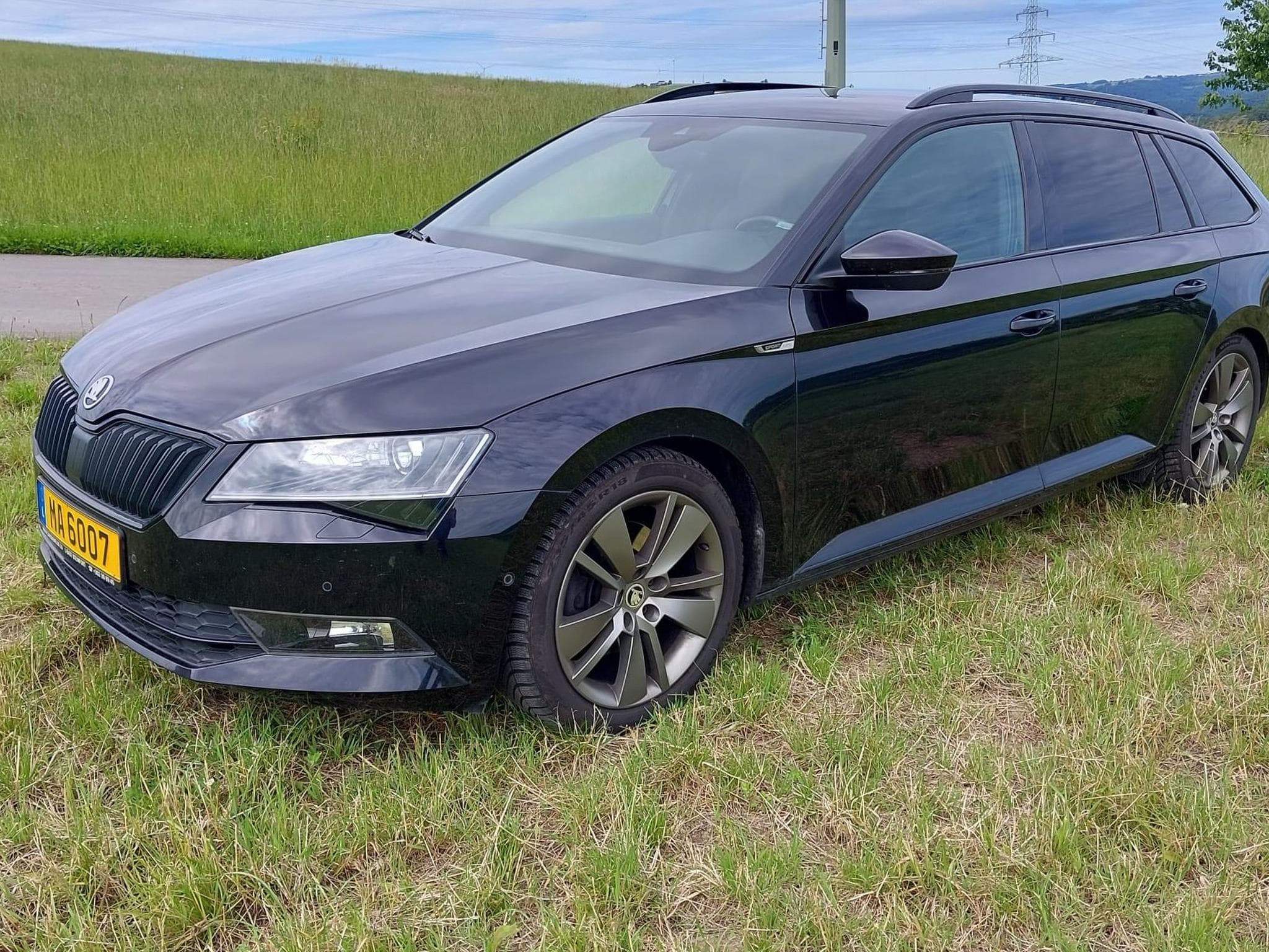 Skoda Superb Sportsline (2018) - Photo 1