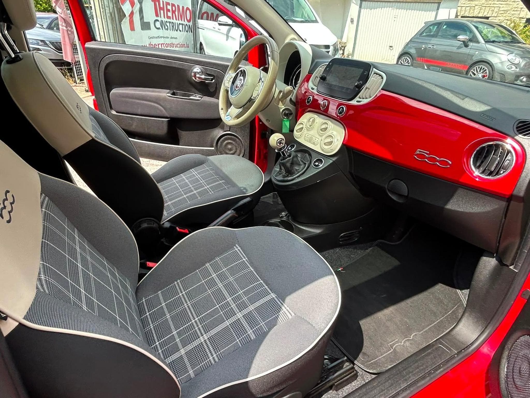 Fiat 500 1.2 Panorama Navigation (2017) - Photo 10