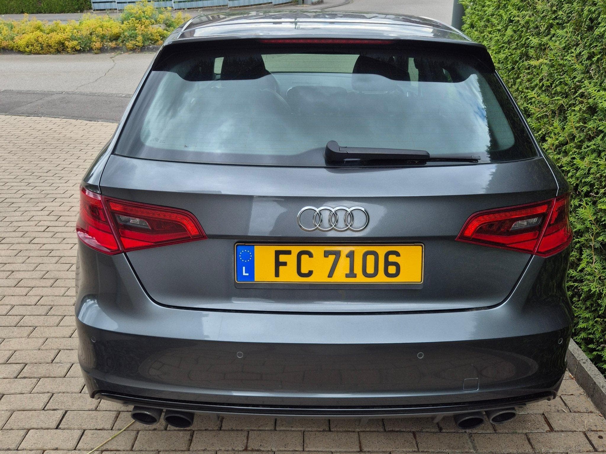Audi S3 2.0 TFSI Sportback (2015) - Photo 5