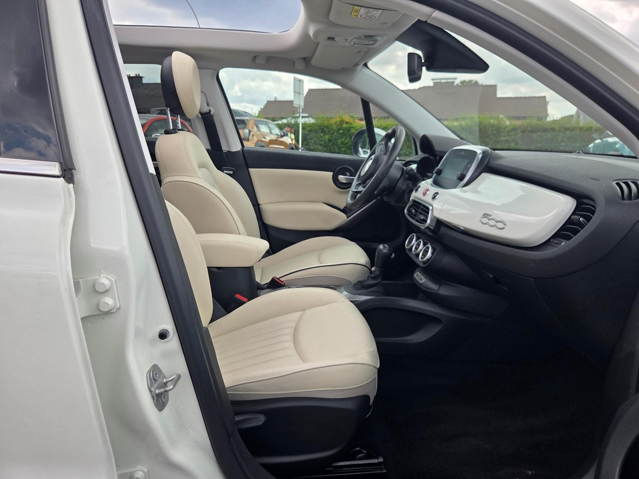 Fiat 500X DOLCEVITA SPECIAL SERIES 1.5 DCT HYBRID 130 (2022) - Photo 8