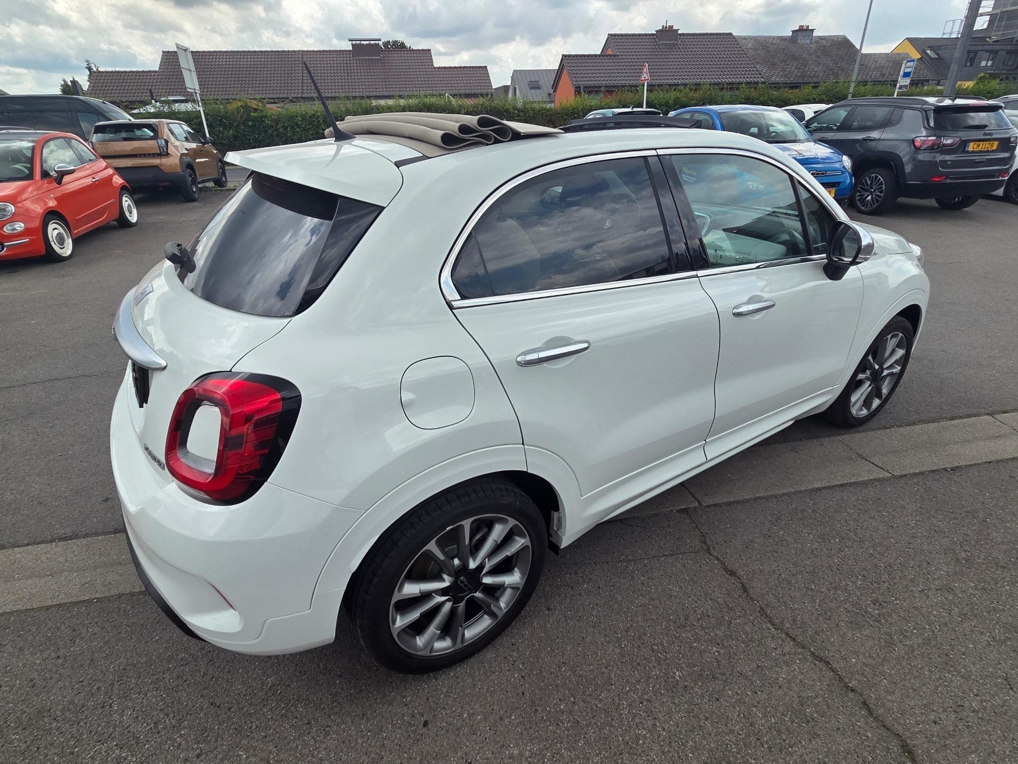 Fiat 500X DOLCEVITA SPECIAL SERIES 1.5 DCT HYBRID 130 (2022) - Photo 6