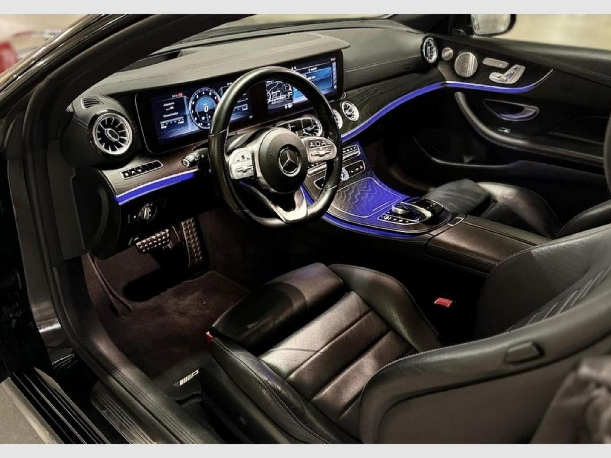 Mercedes E 450 M.CLASSE E COUPE 450 367CH AMG LINE 4MAT (2019) - Photo 7