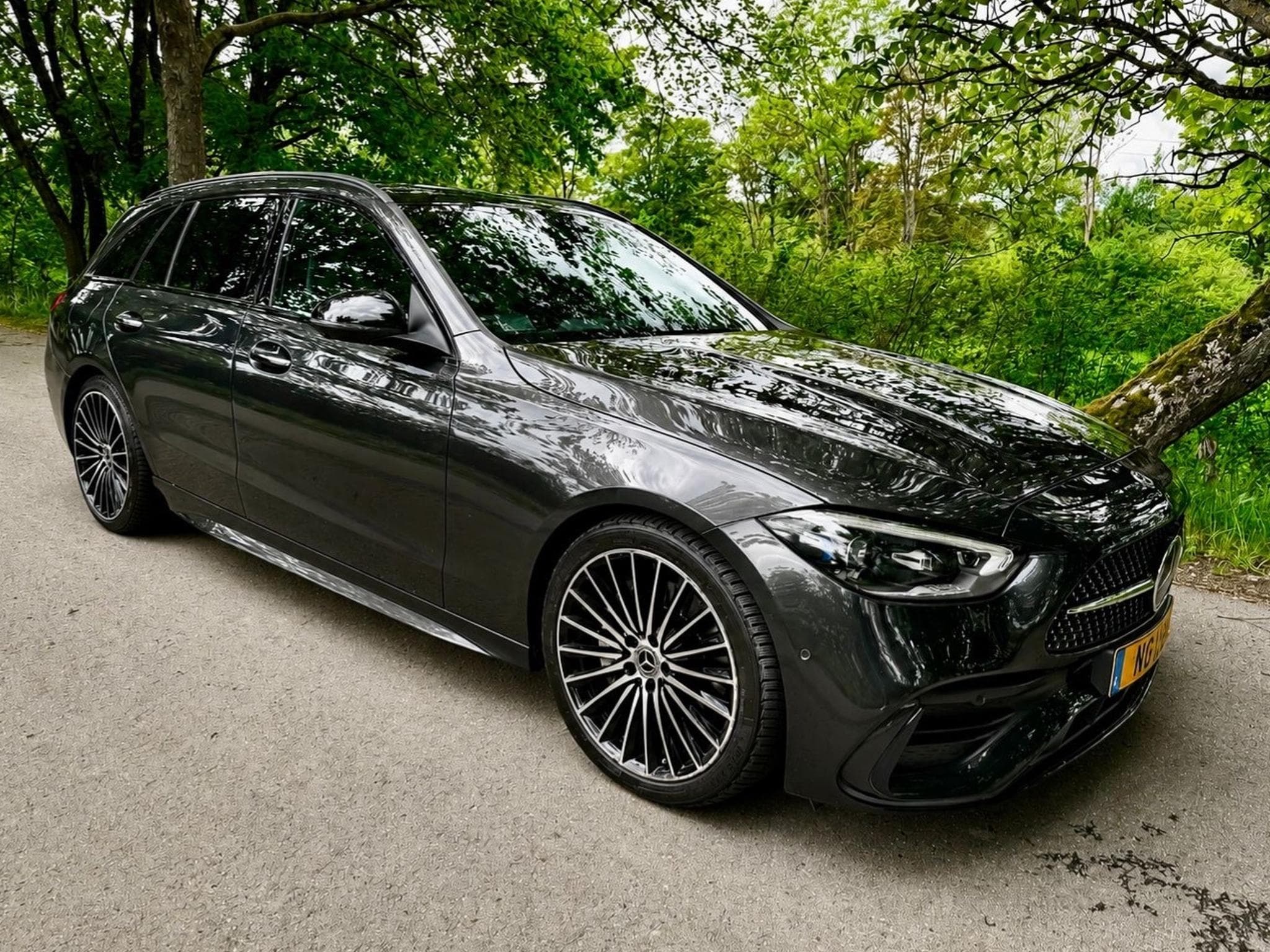 Mercedes C 220 C 220d AMG Avantgarde LED+Night+Ka+Keyl. (2022) - Photo 1