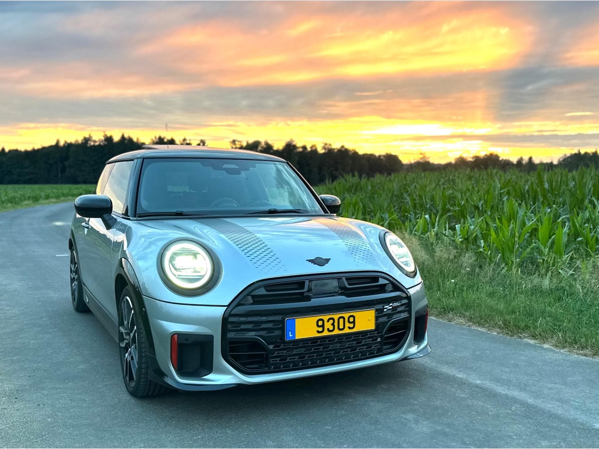 Mini Cooper Works (2025) - Photo 2